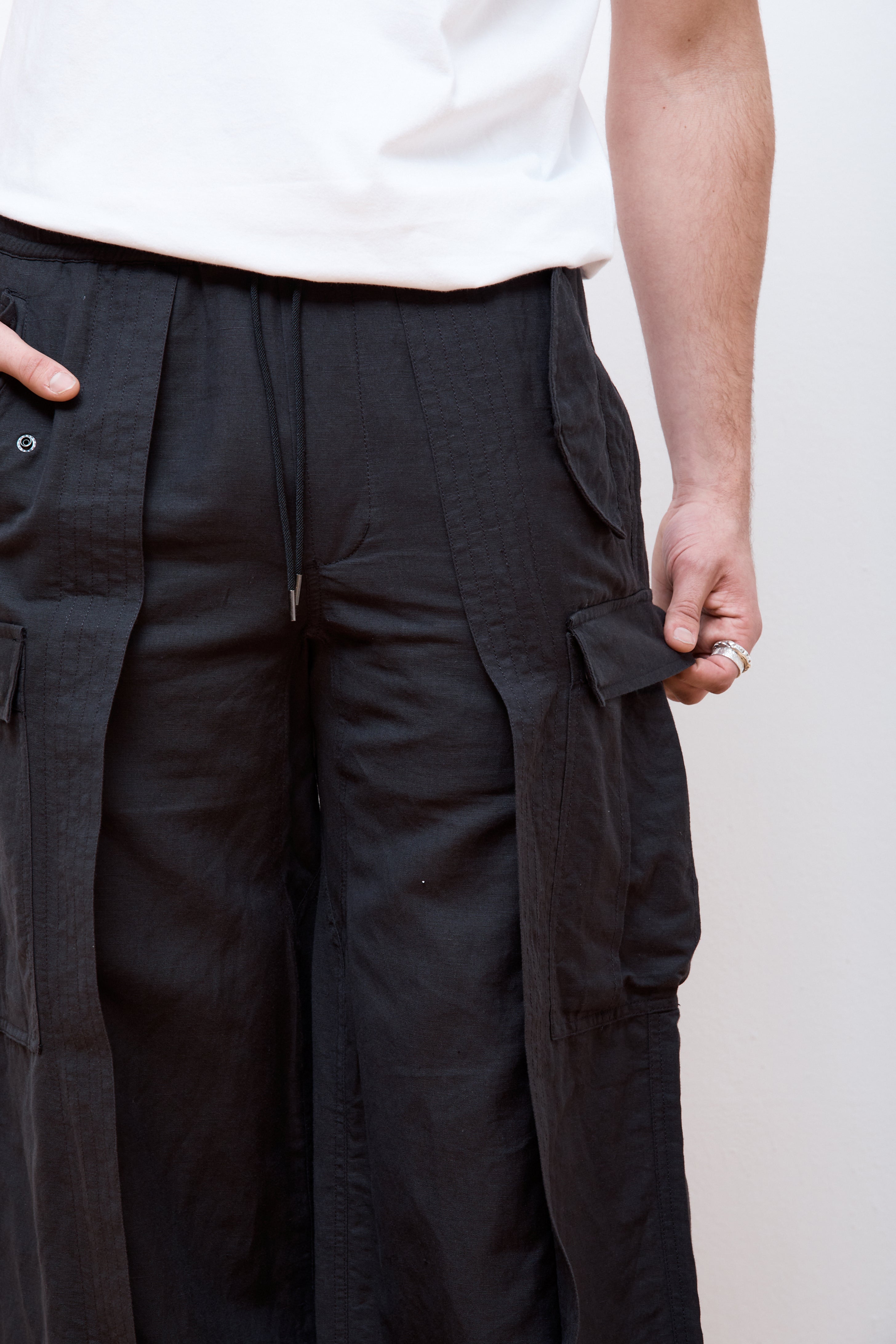 Hakama Cargo Track Pants Black