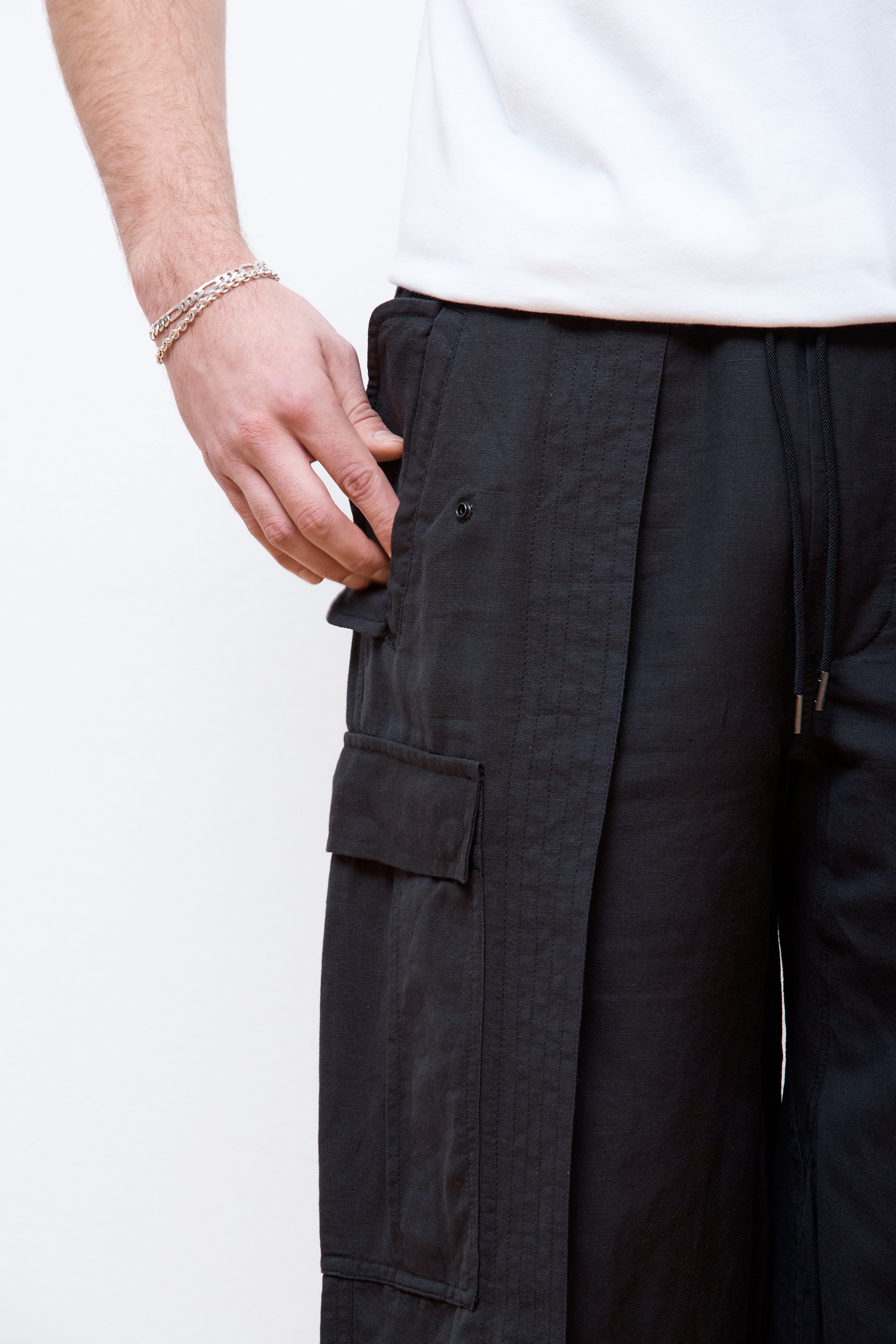 Hakama Cargo Track Pants Black