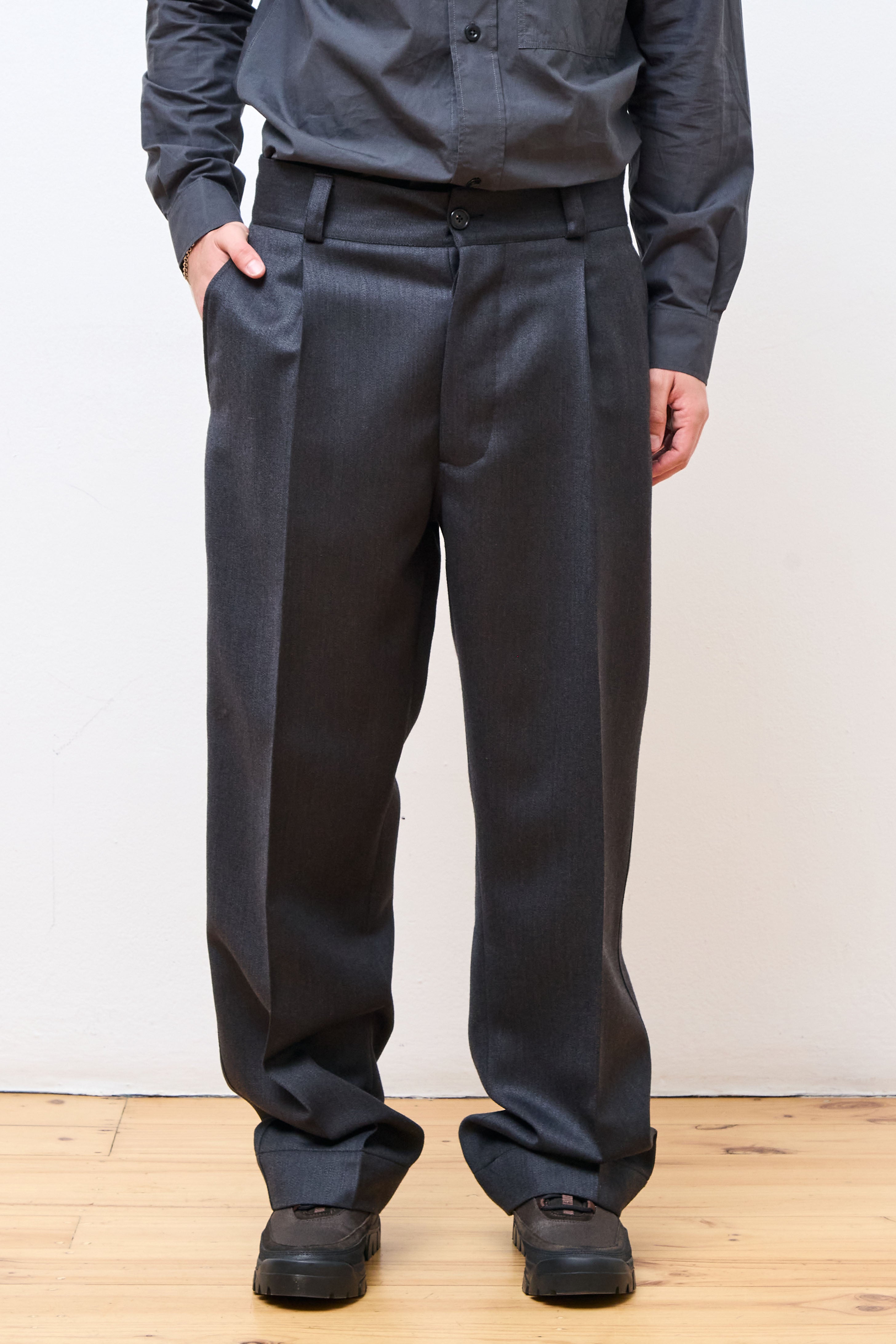 Wide Leg Chino Charcoal