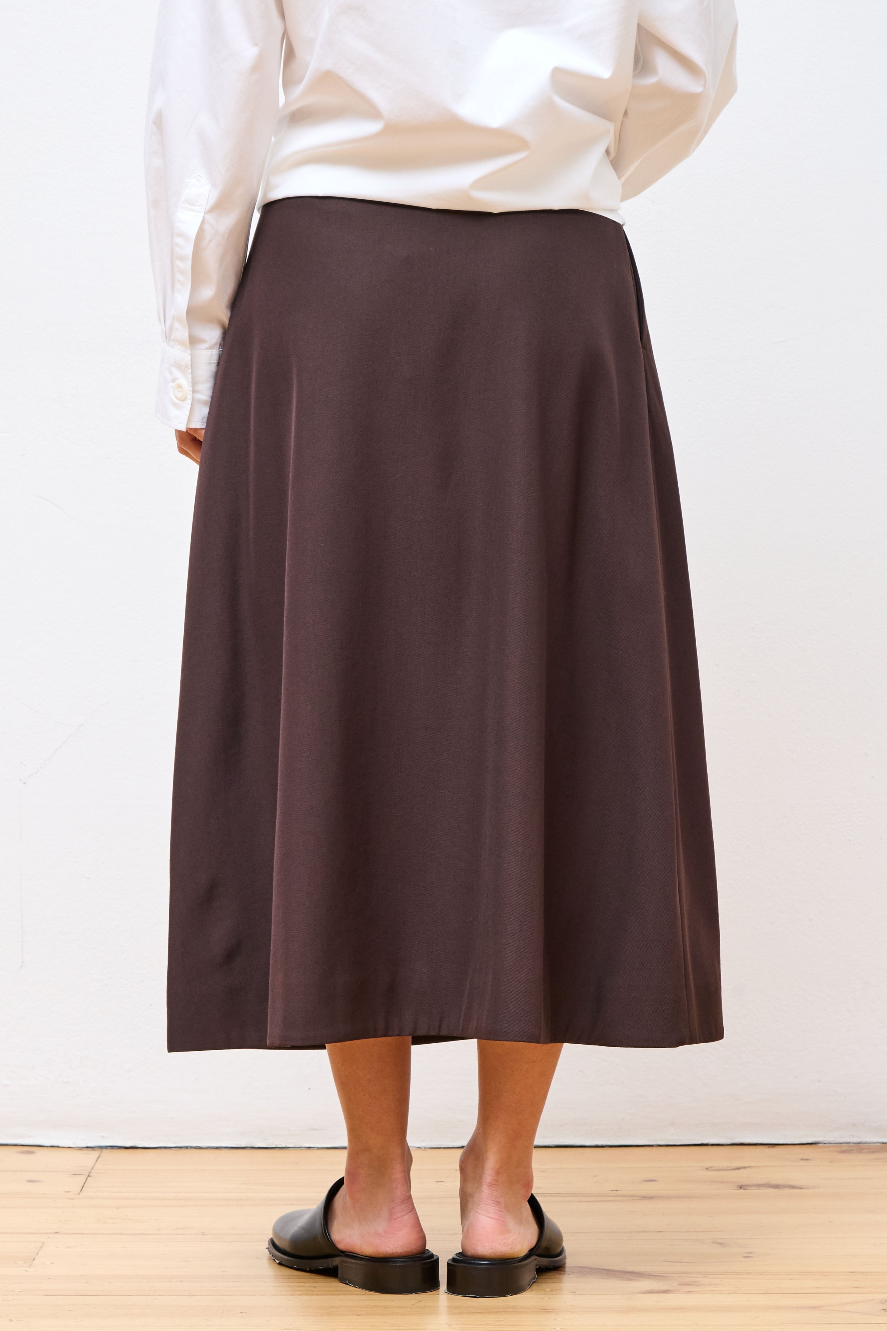 Full Skirt Teak