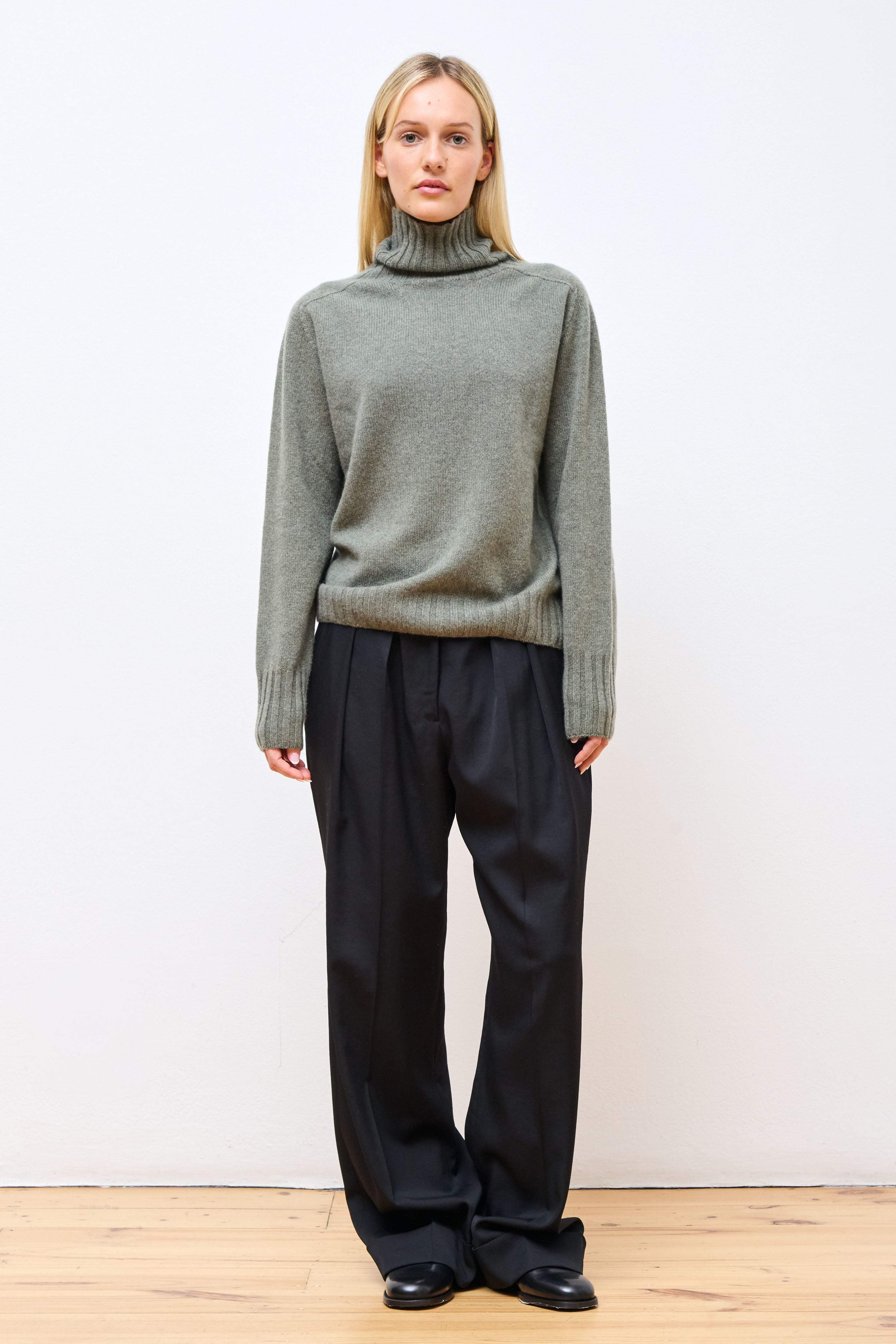 Wide Roll Neck Oregano