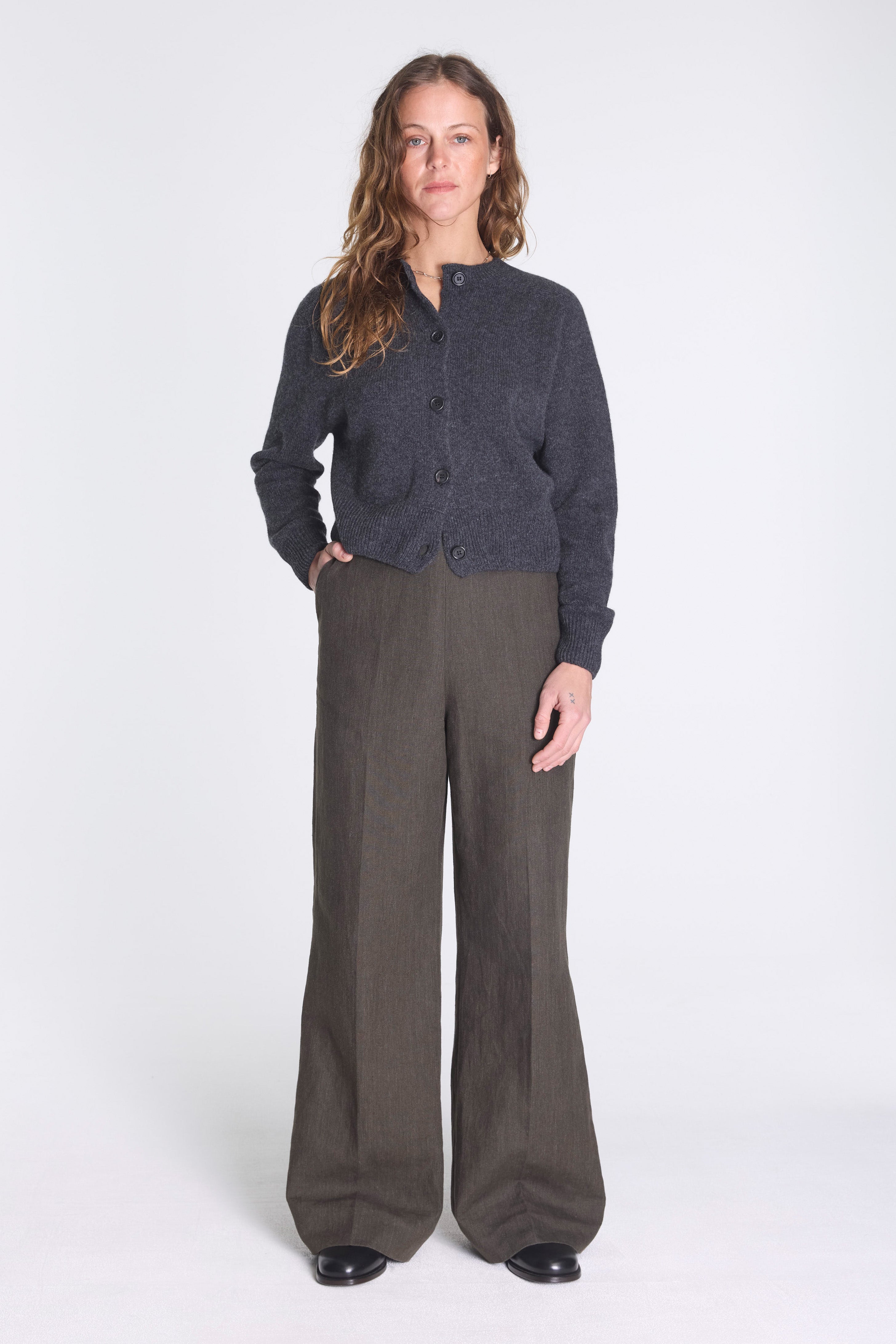 Small Crew Neck Cardigan Storm Grey