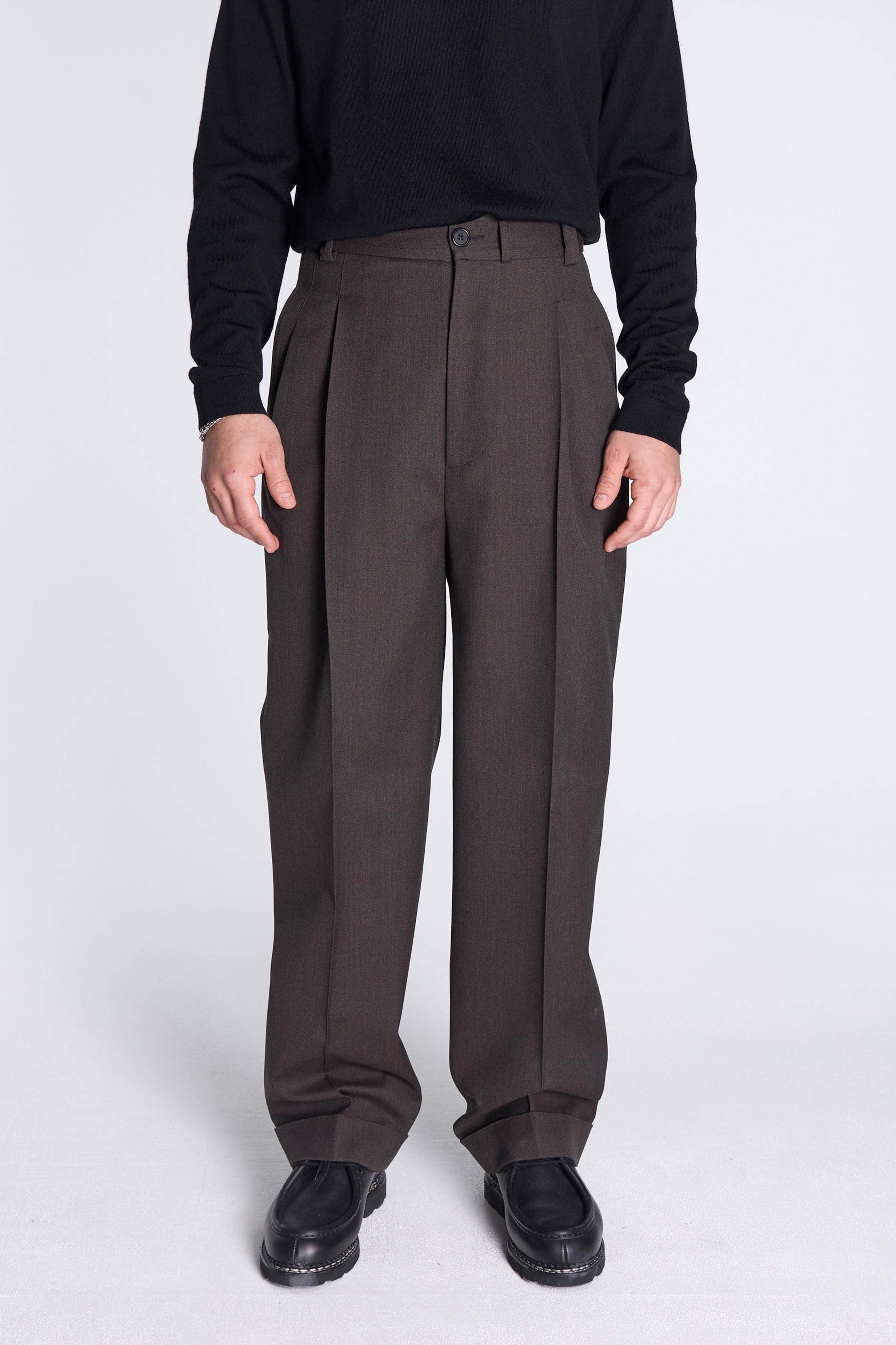 Stitch Pleat Trousers Khaki Brown