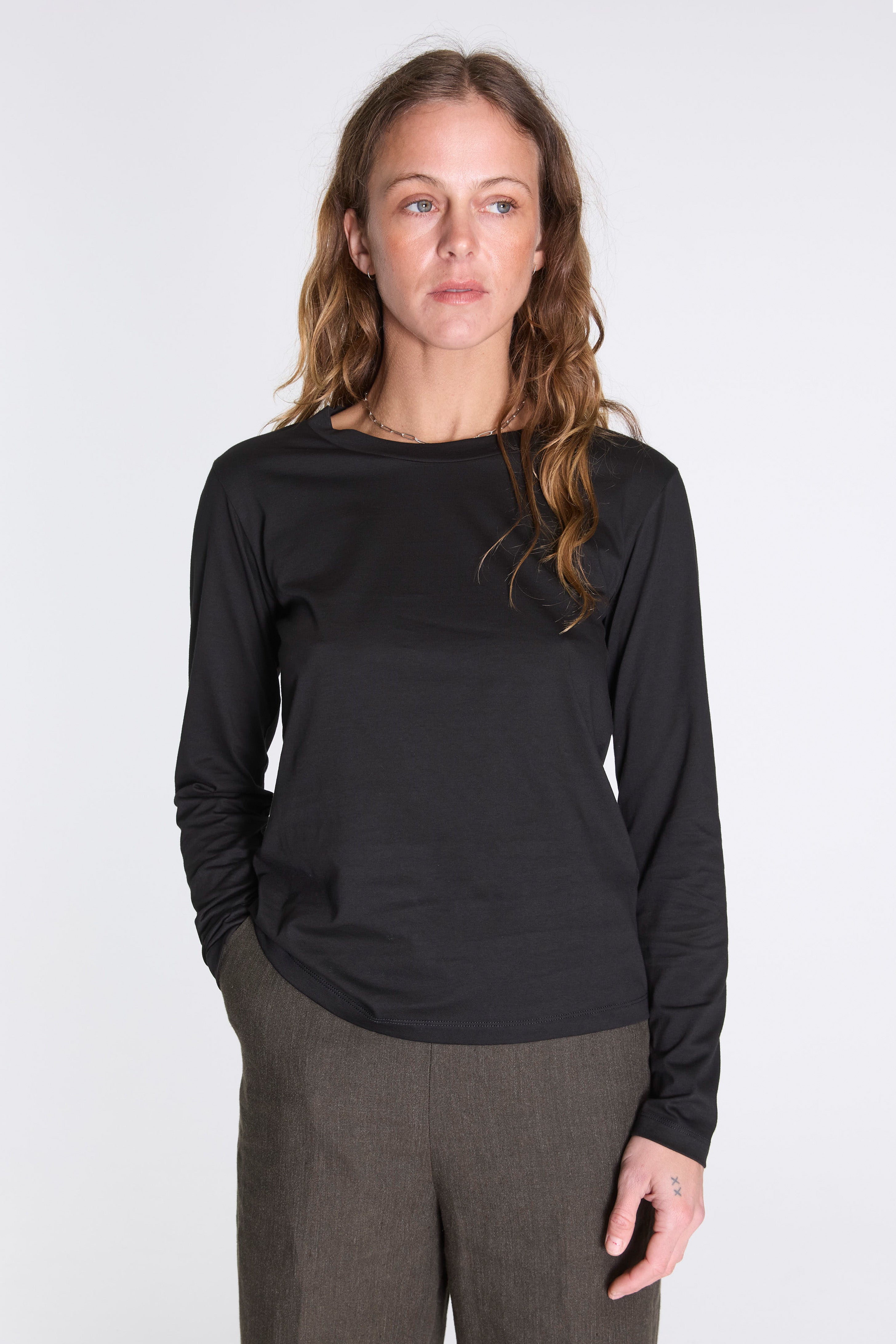 Womens Wide Neck Long Sleeve Black