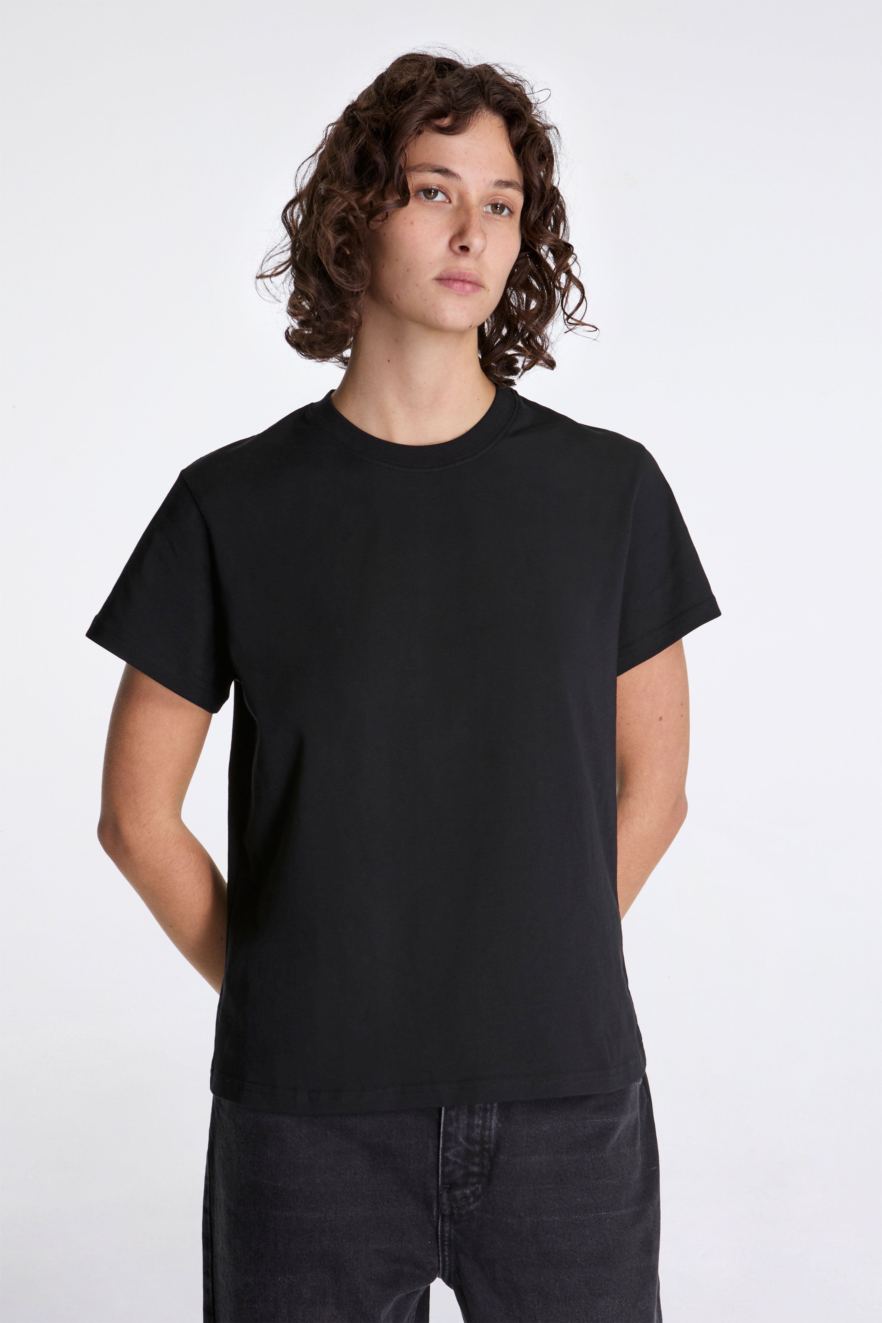 L'Appartement★STUDIO NICHOLSON PERFECT T Studio Nicholson Perfect Tee Black