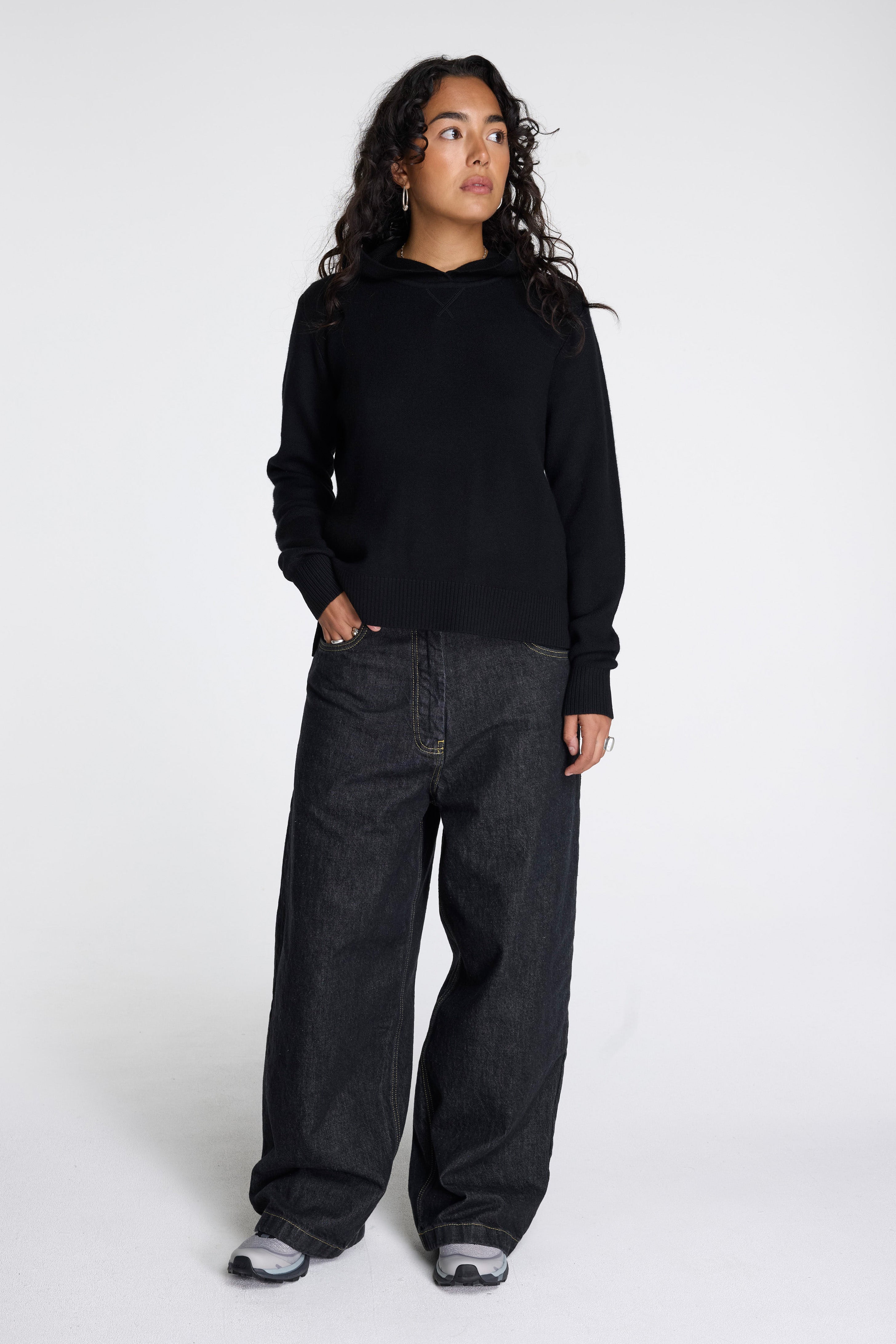 Merino Pullover Hoodie Black
