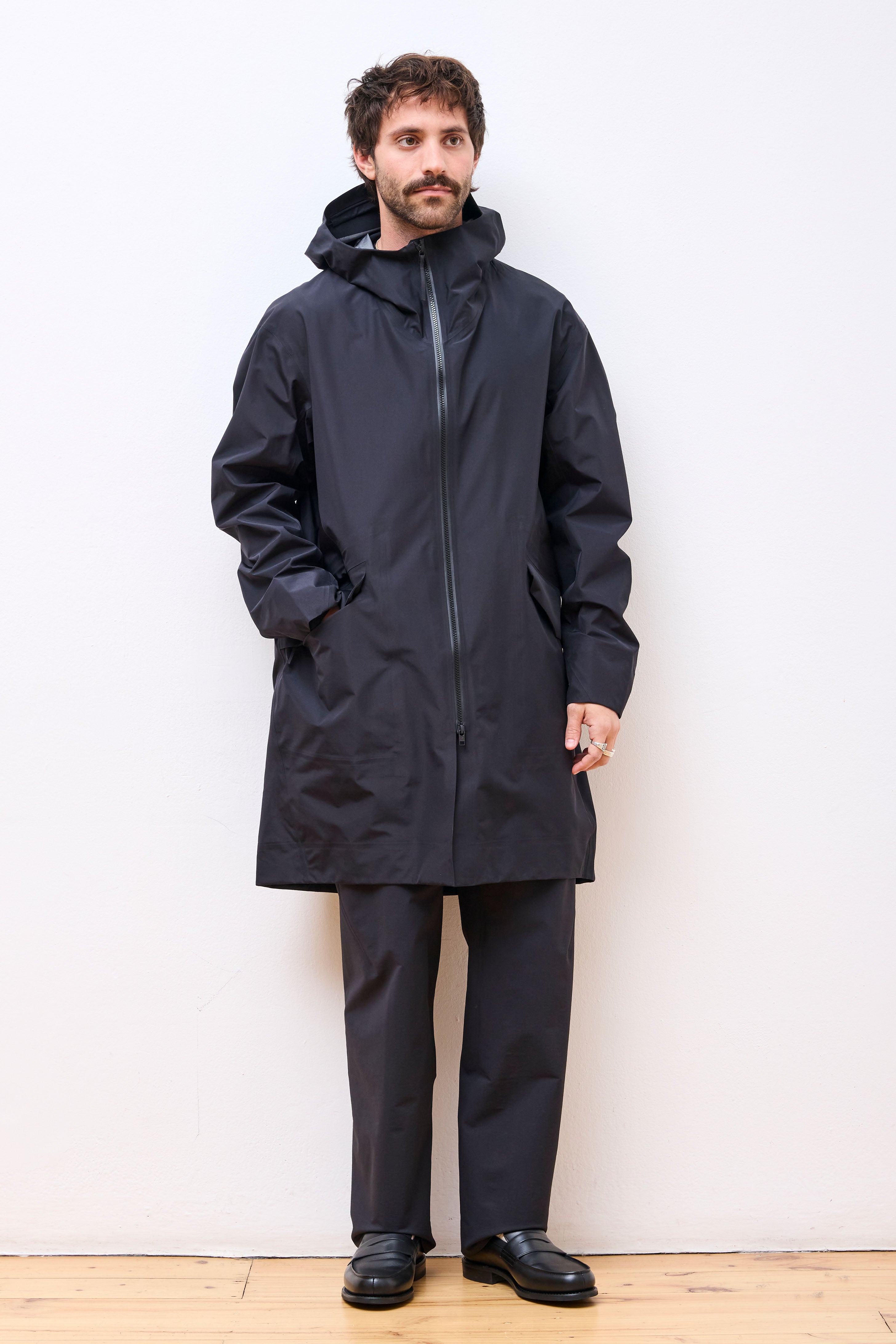 Monitor Coat M Black