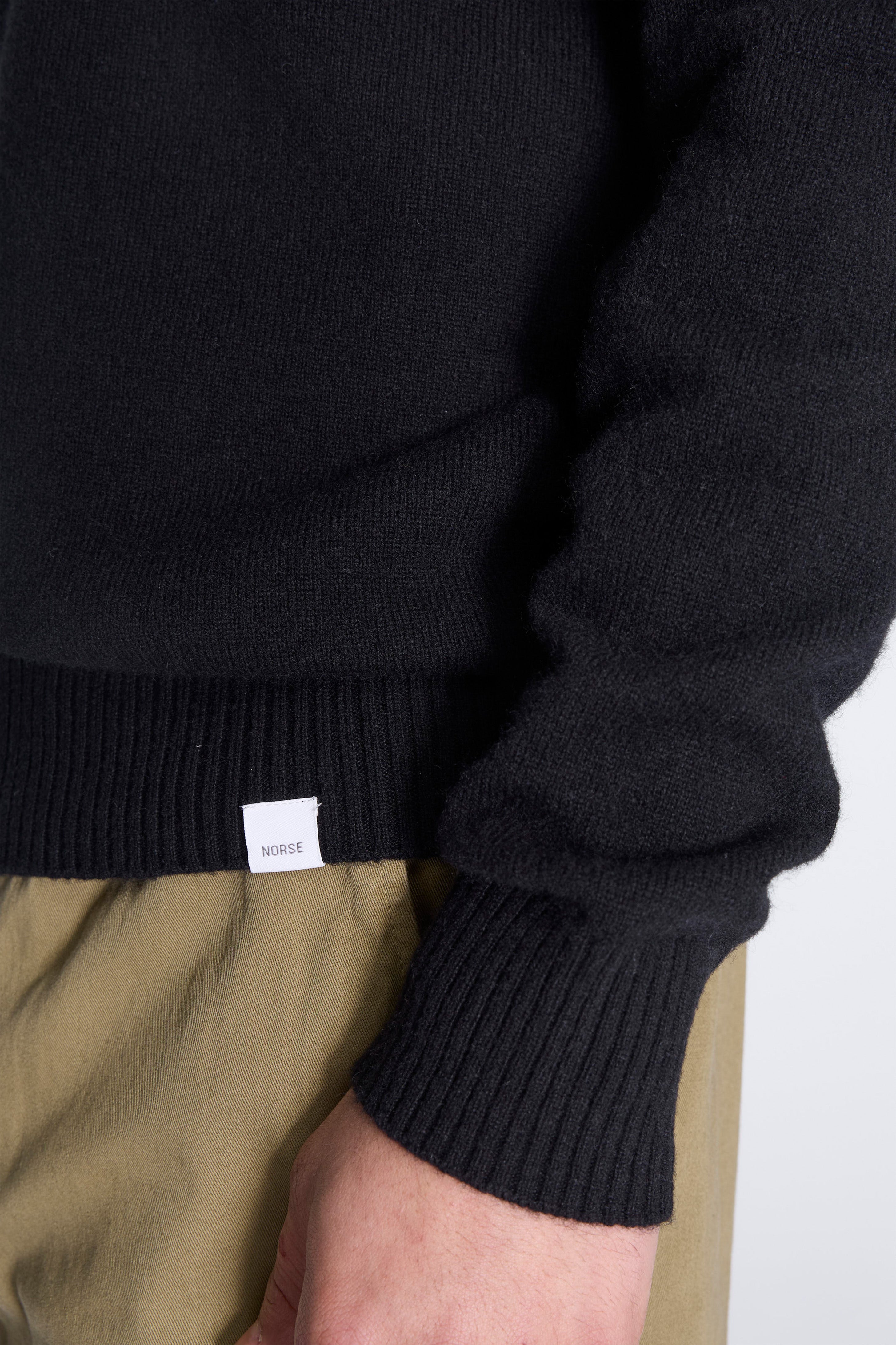 Norse Standard Merino Lambswool Sweater Black