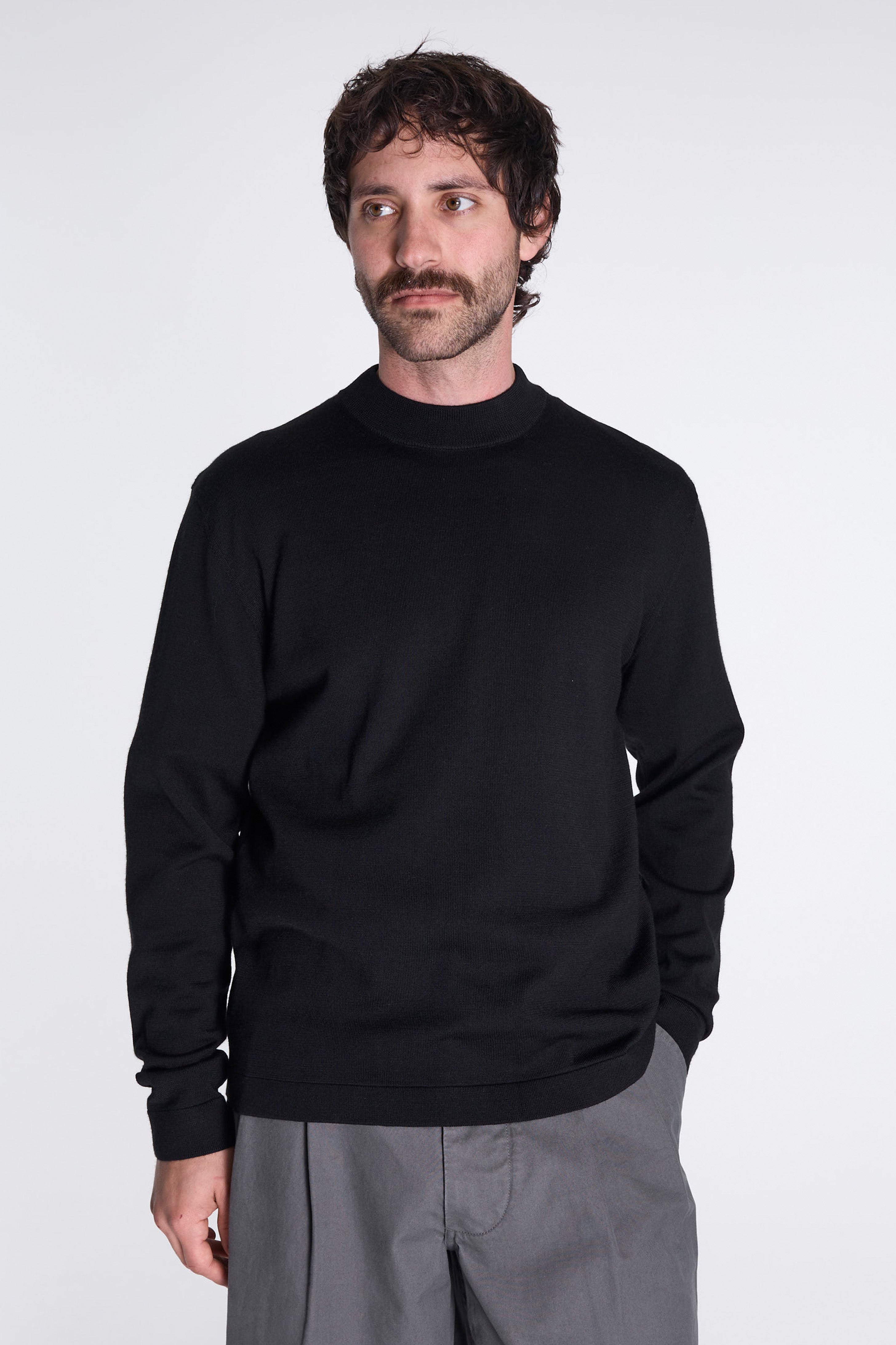 Tech Merino Crepe Crewneck Black