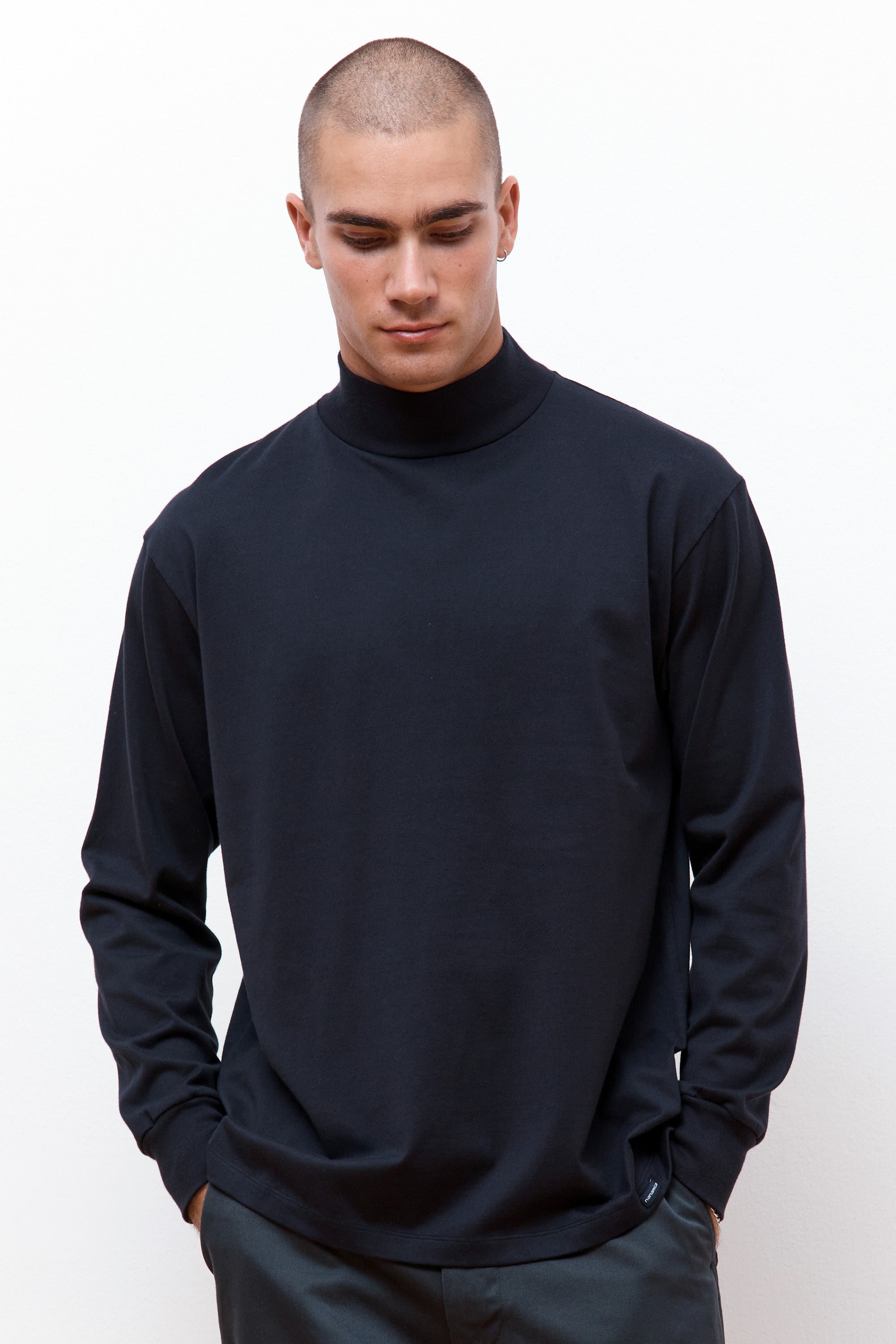 L/S Mock Neck Tee Black