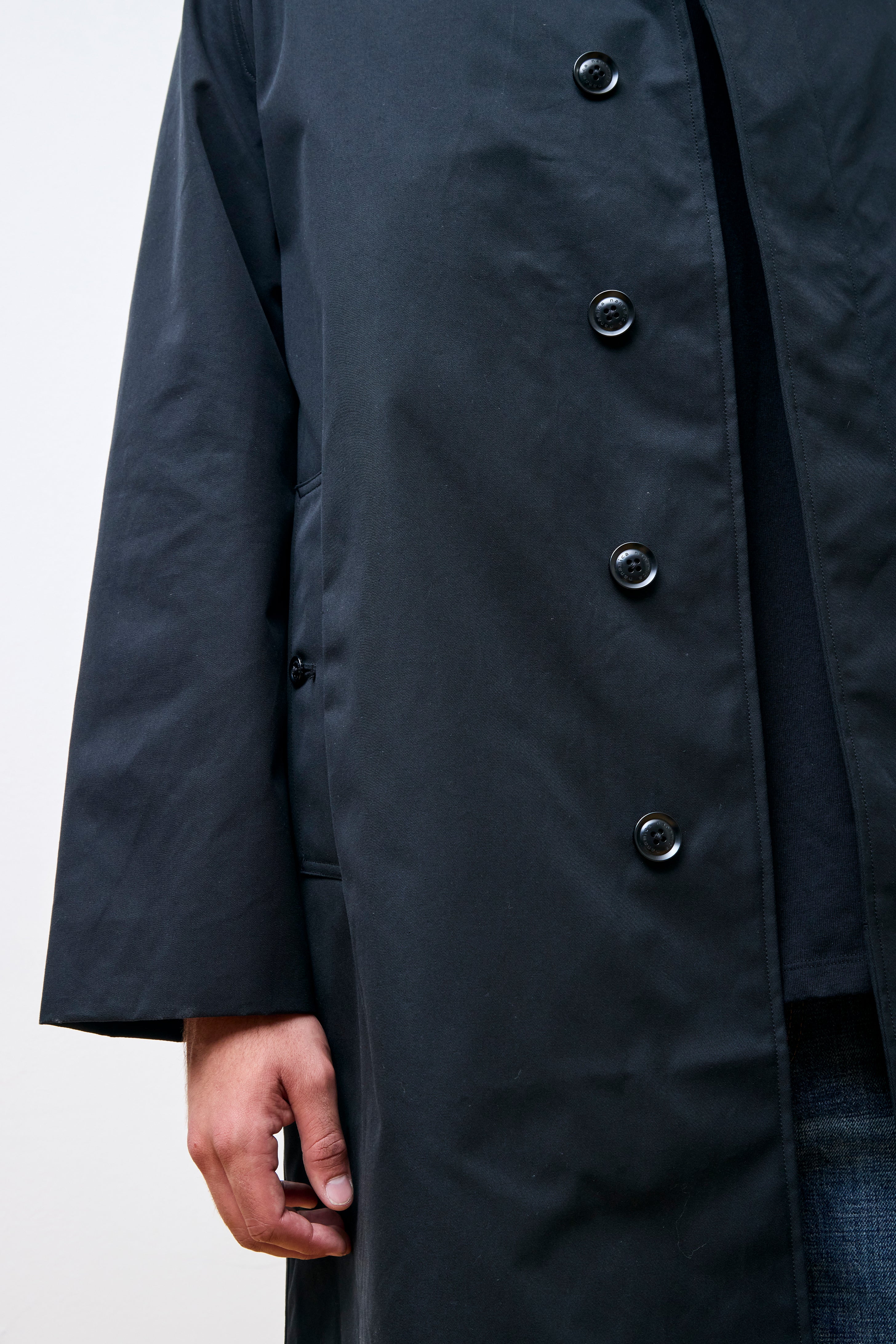 2L Cotton GoreTex Balmacaan Coat Black