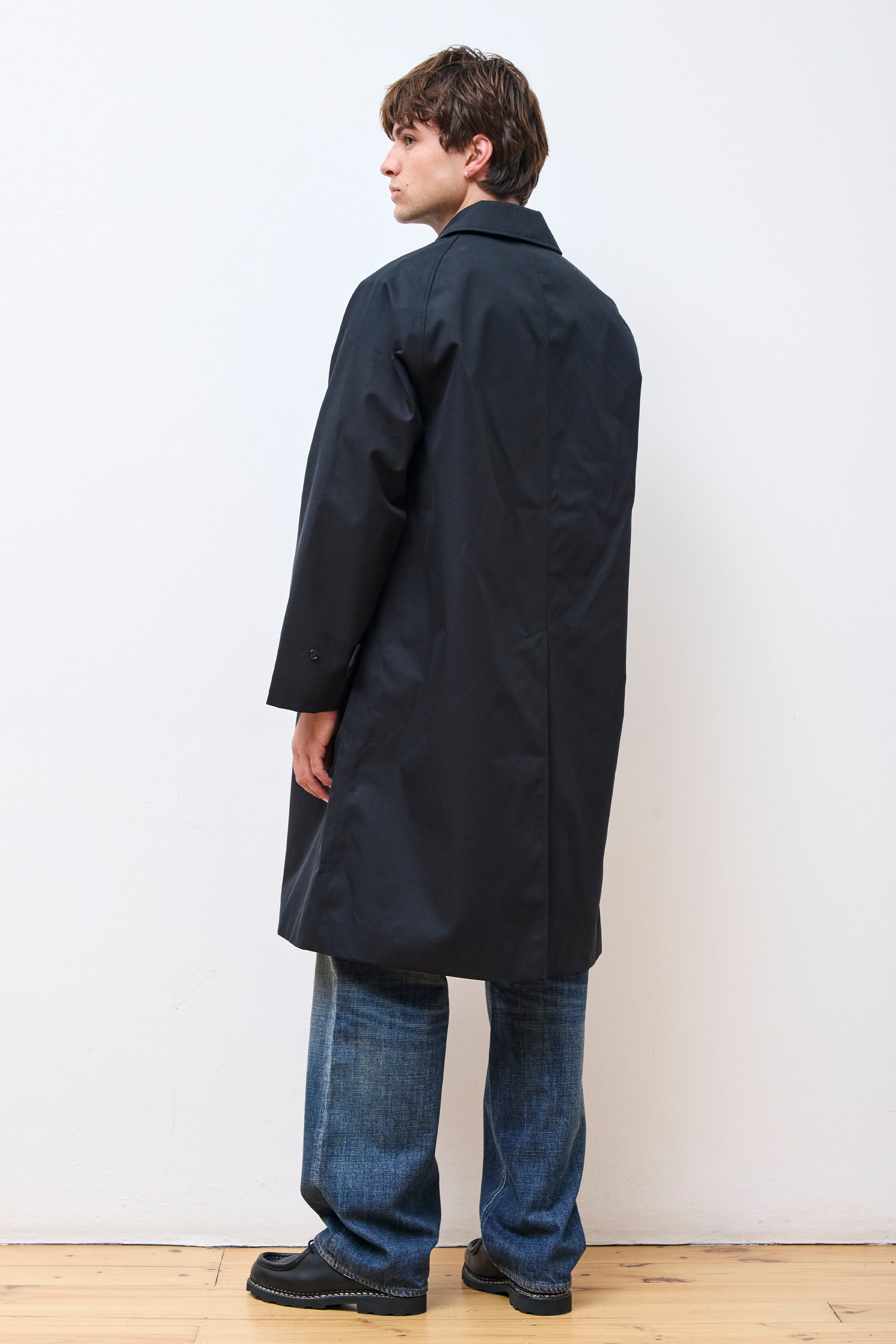 2L Cotton GoreTex Balmacaan Coat Black