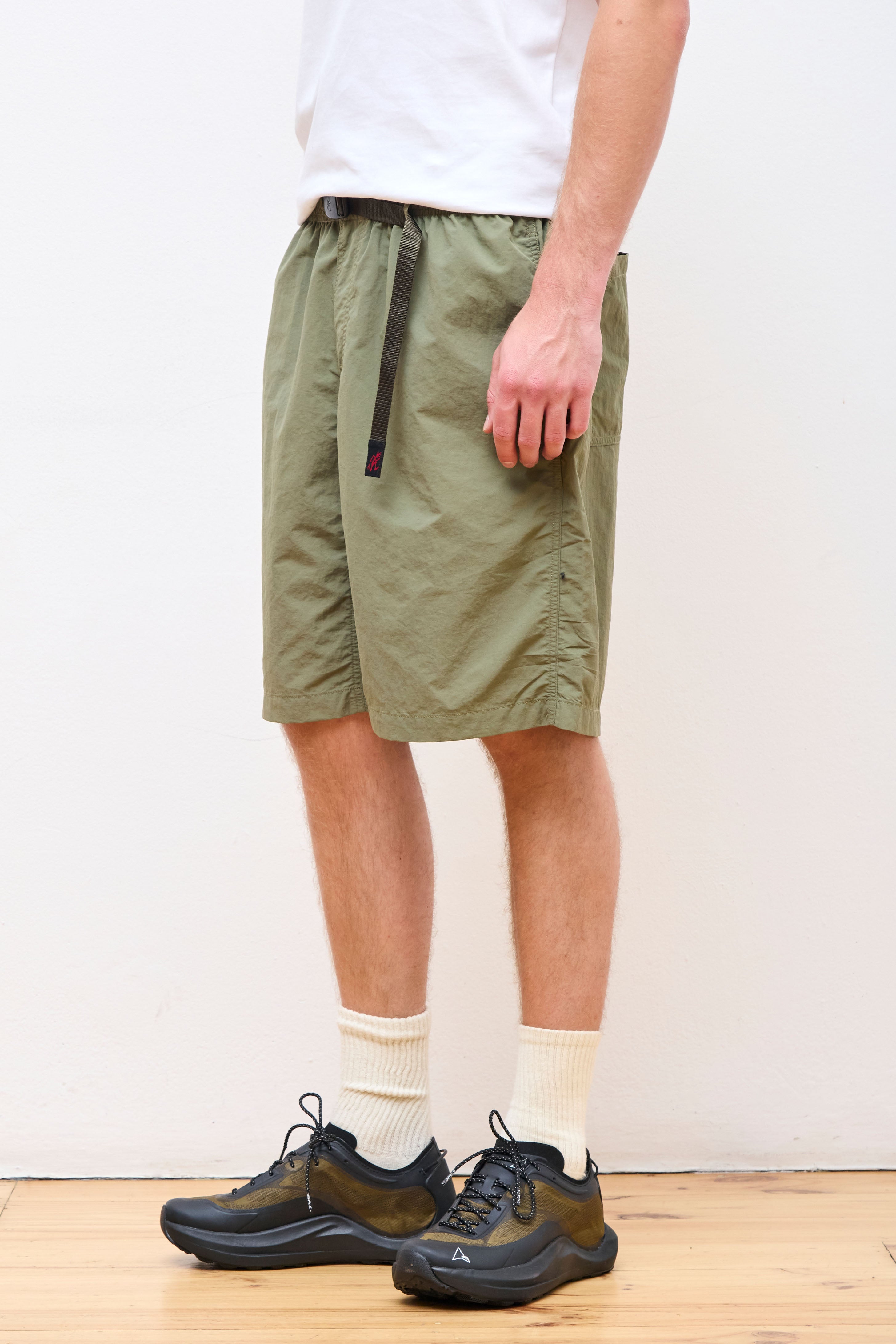 Nylon Loose Short Olive