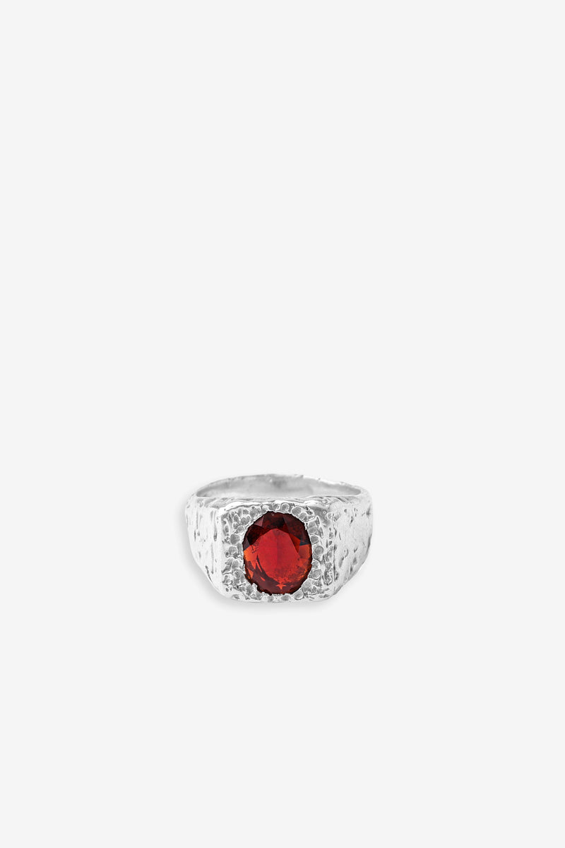 9X7 Garnet Texture Signet Silver 925 Silver / Garnet