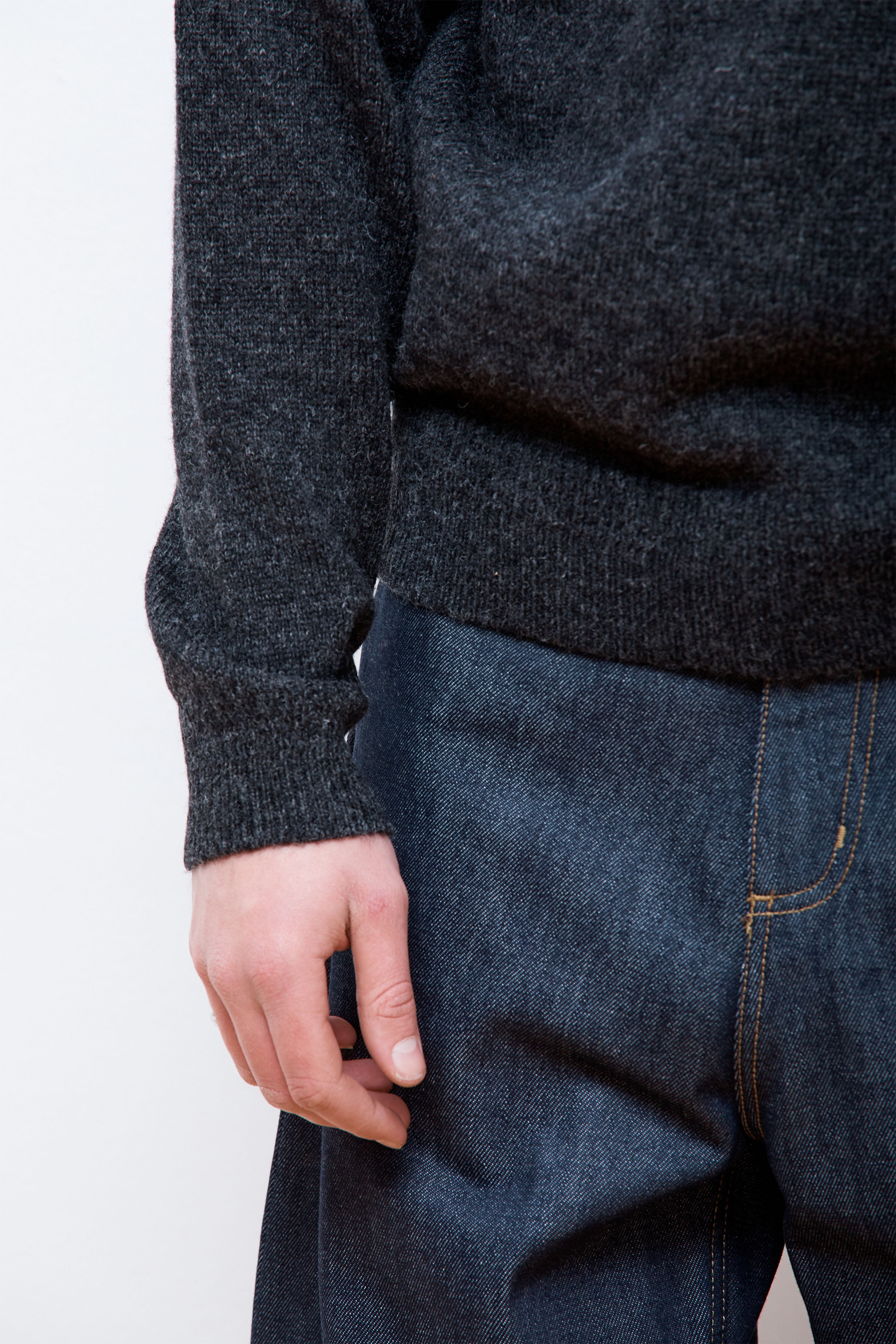 Wool Crew Black Heather