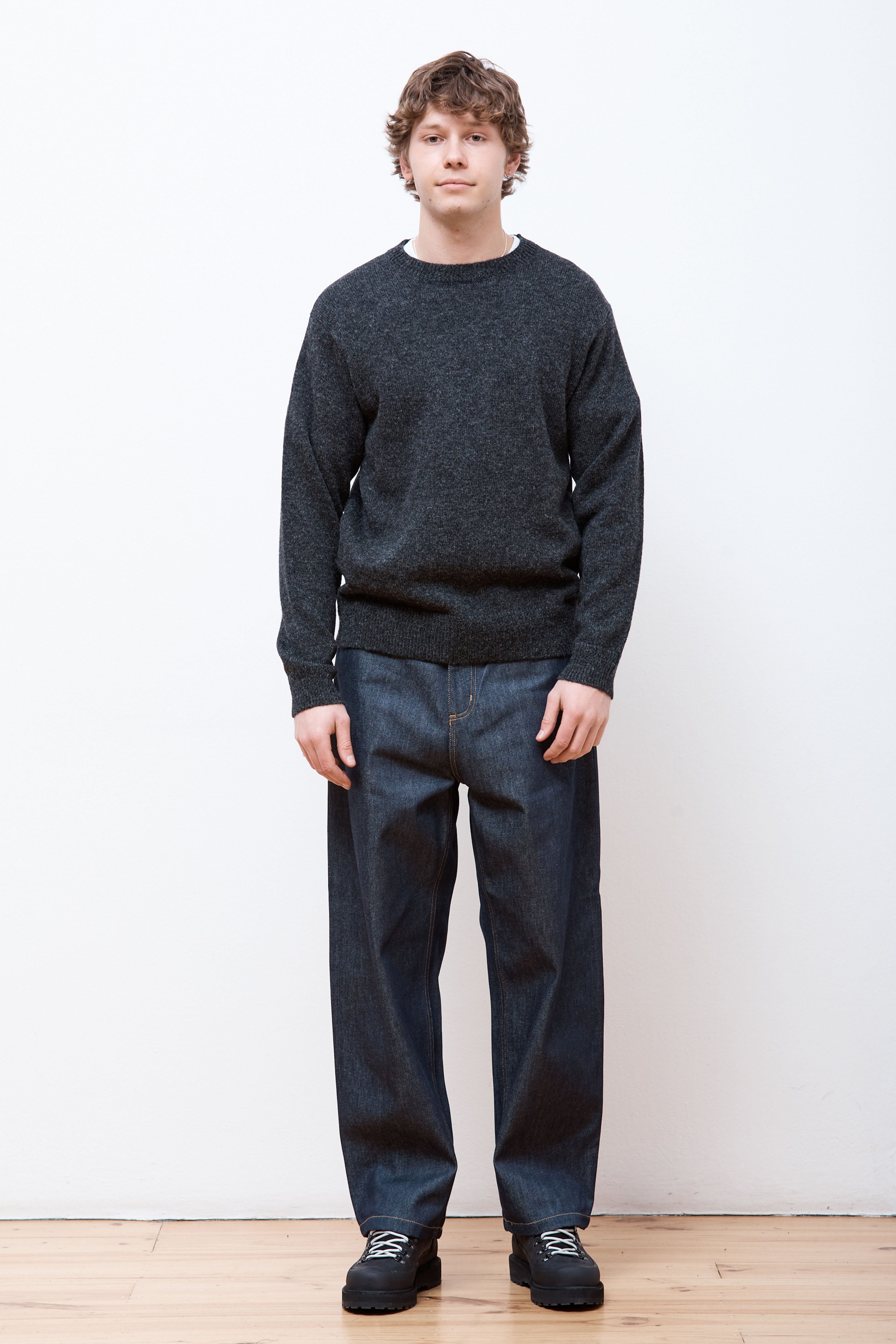 Wool Crew Black Heather