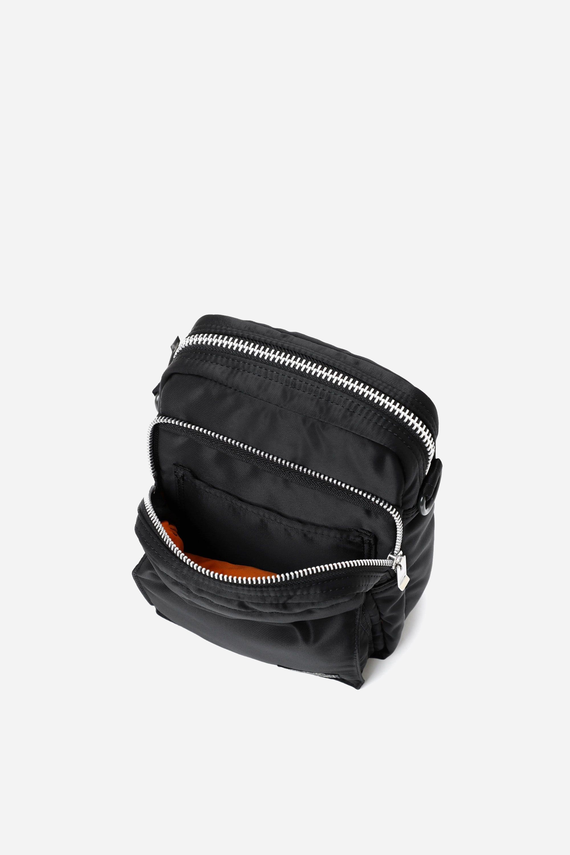 Tanker Vertical Bag Black