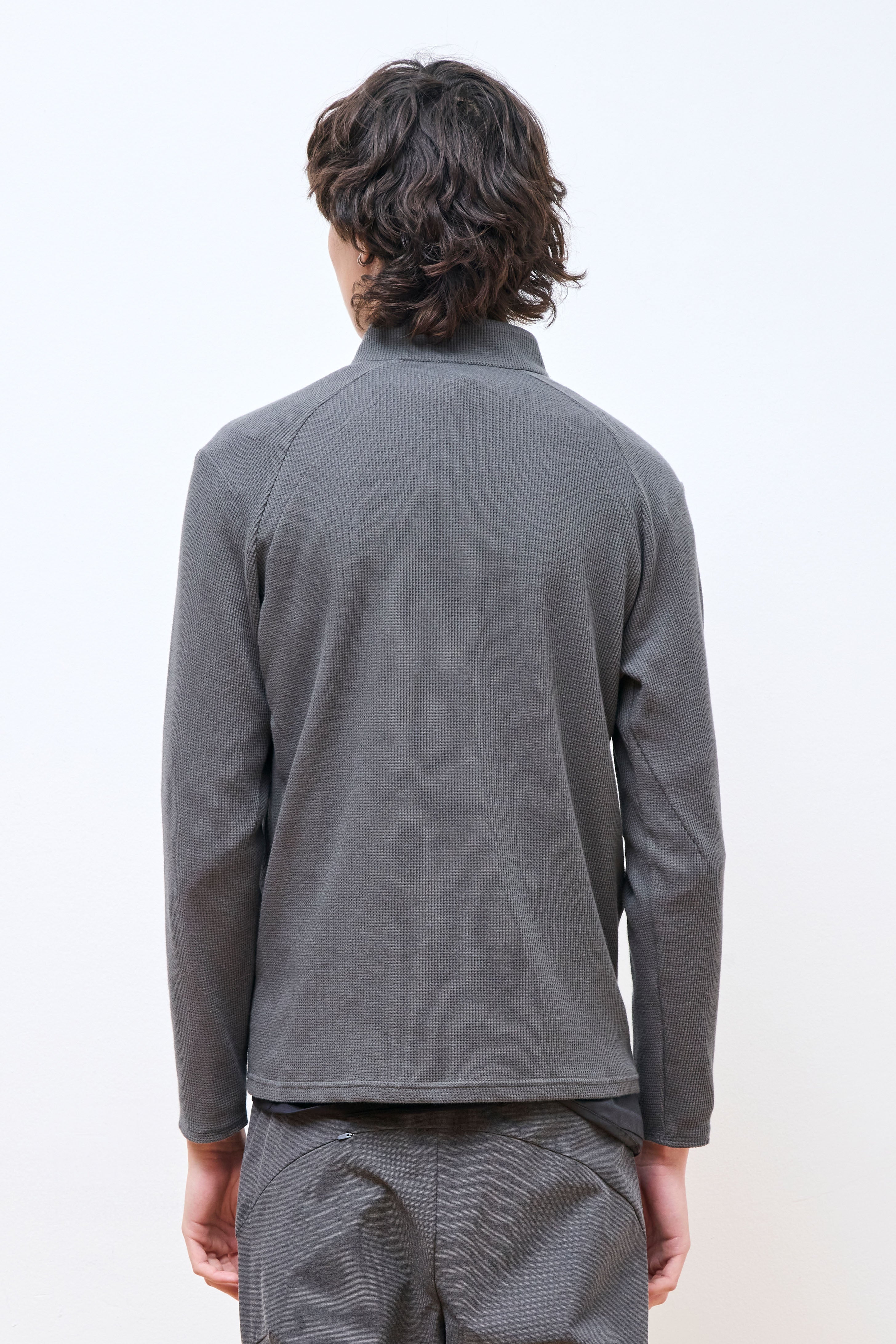 7.0 Long Sleeve Right Charcoal