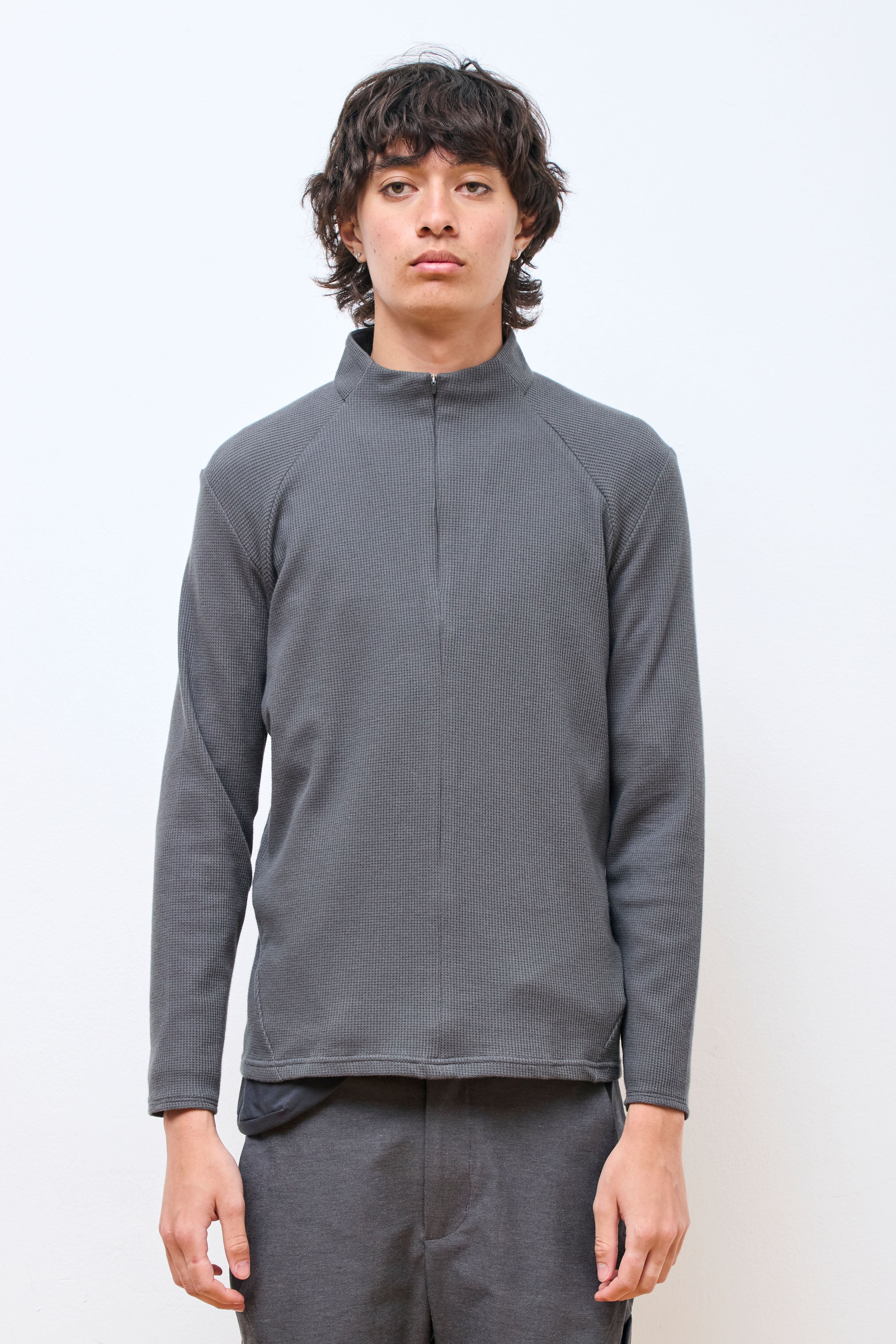 7.0 Long Sleeve Right Charcoal