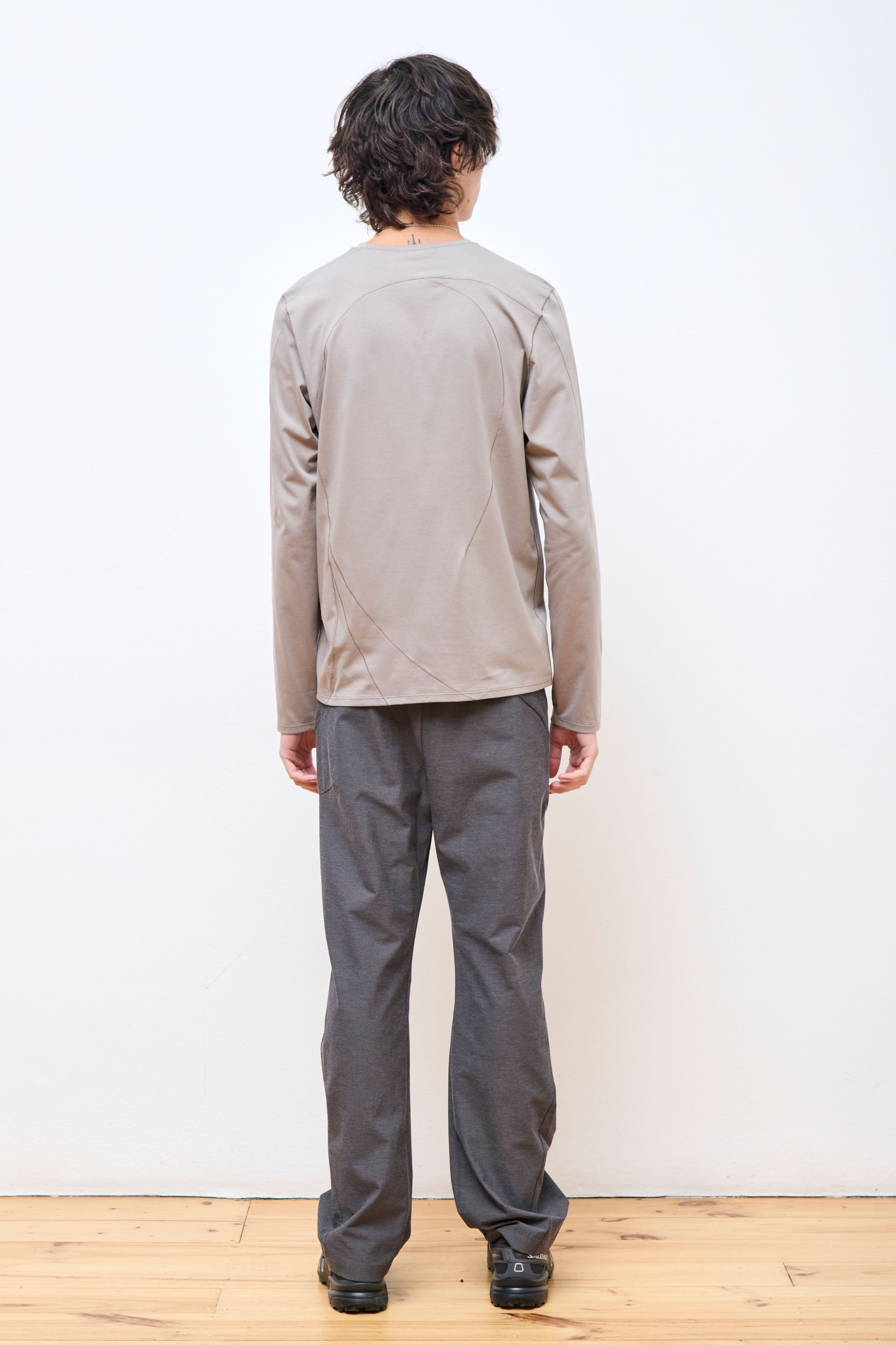 7.0 Long Sleeve Center Warm Grey