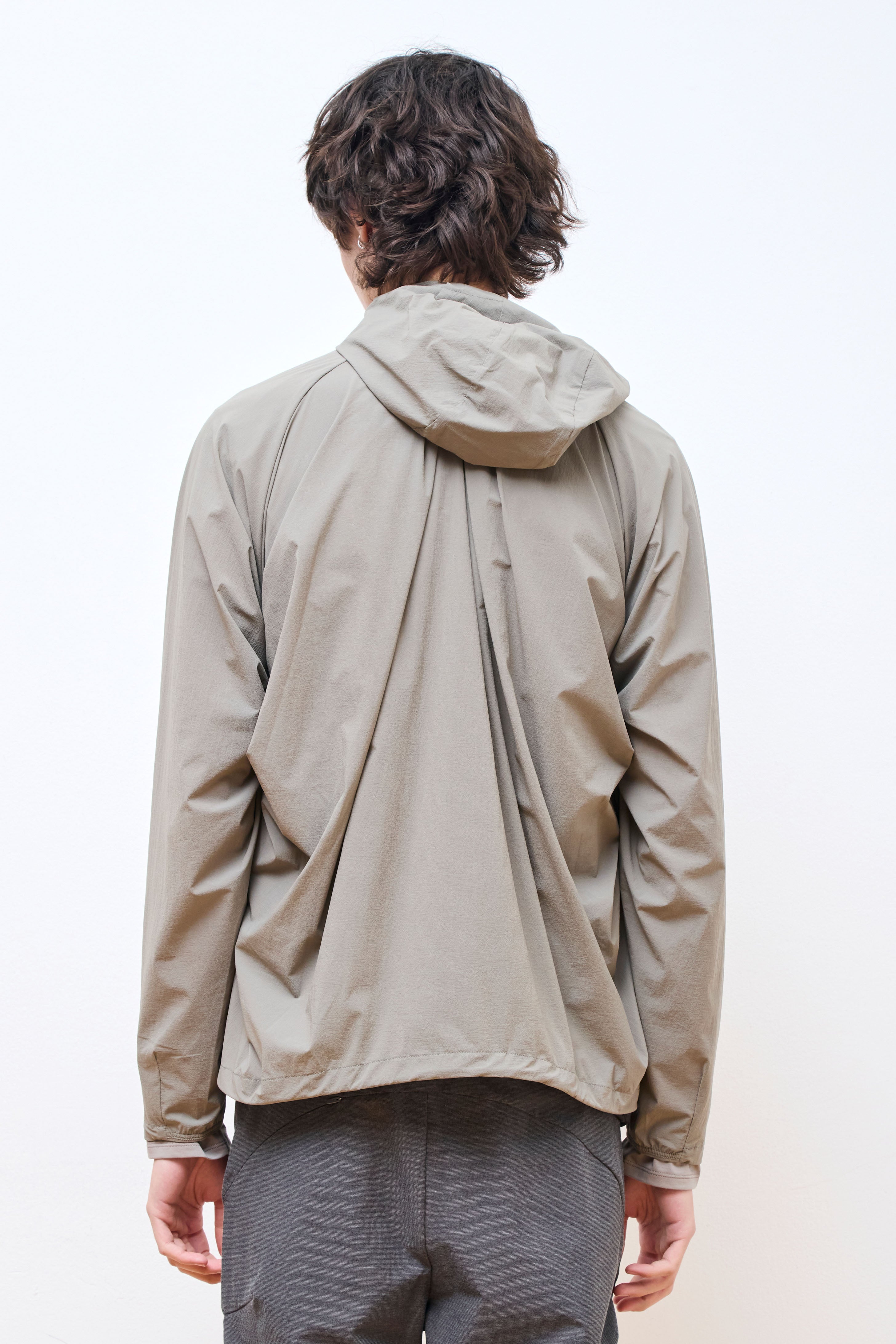 7.0 Technical Jacket Right Warm Grey