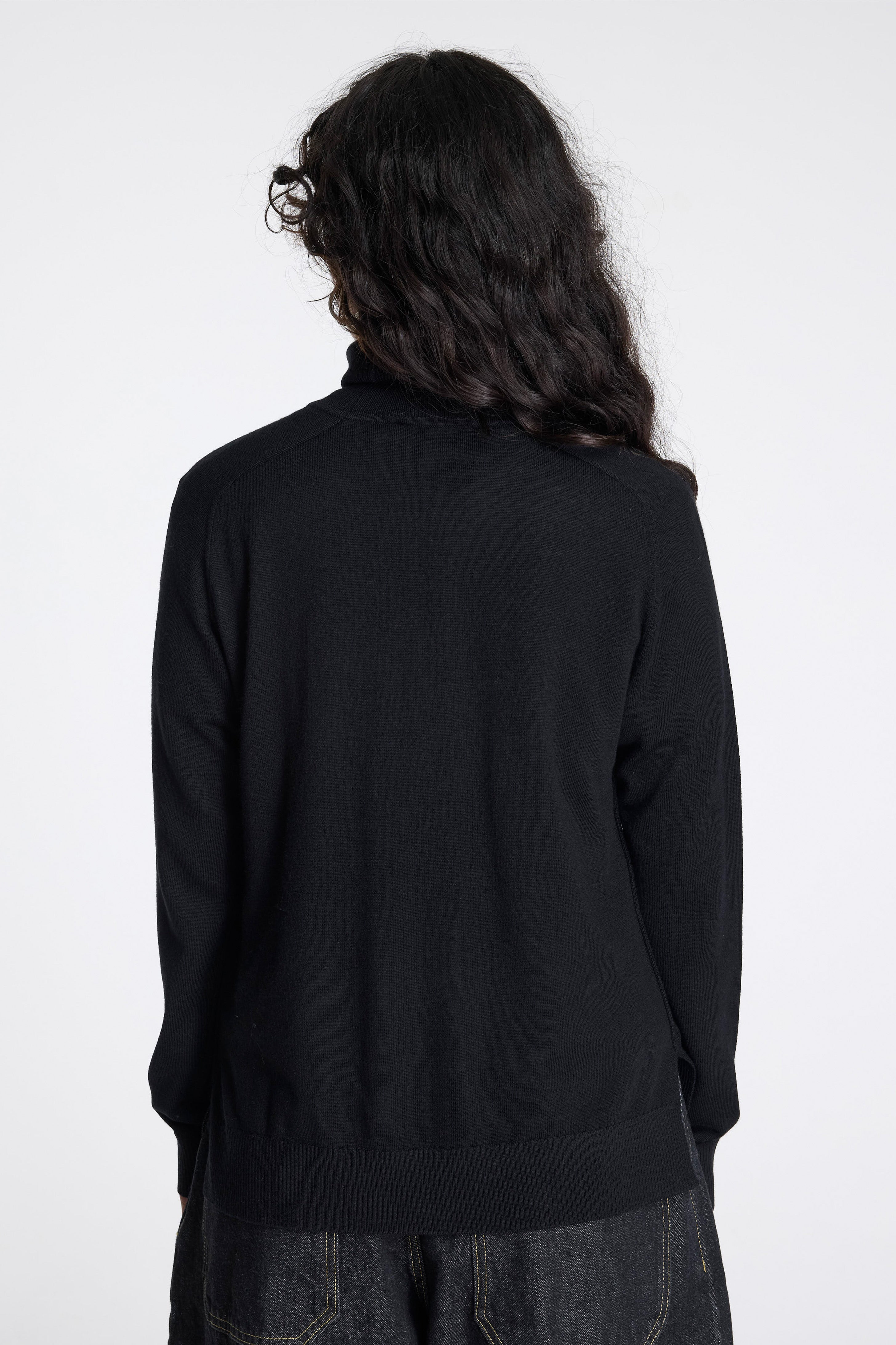 Raglan Merino Turtleneck Black