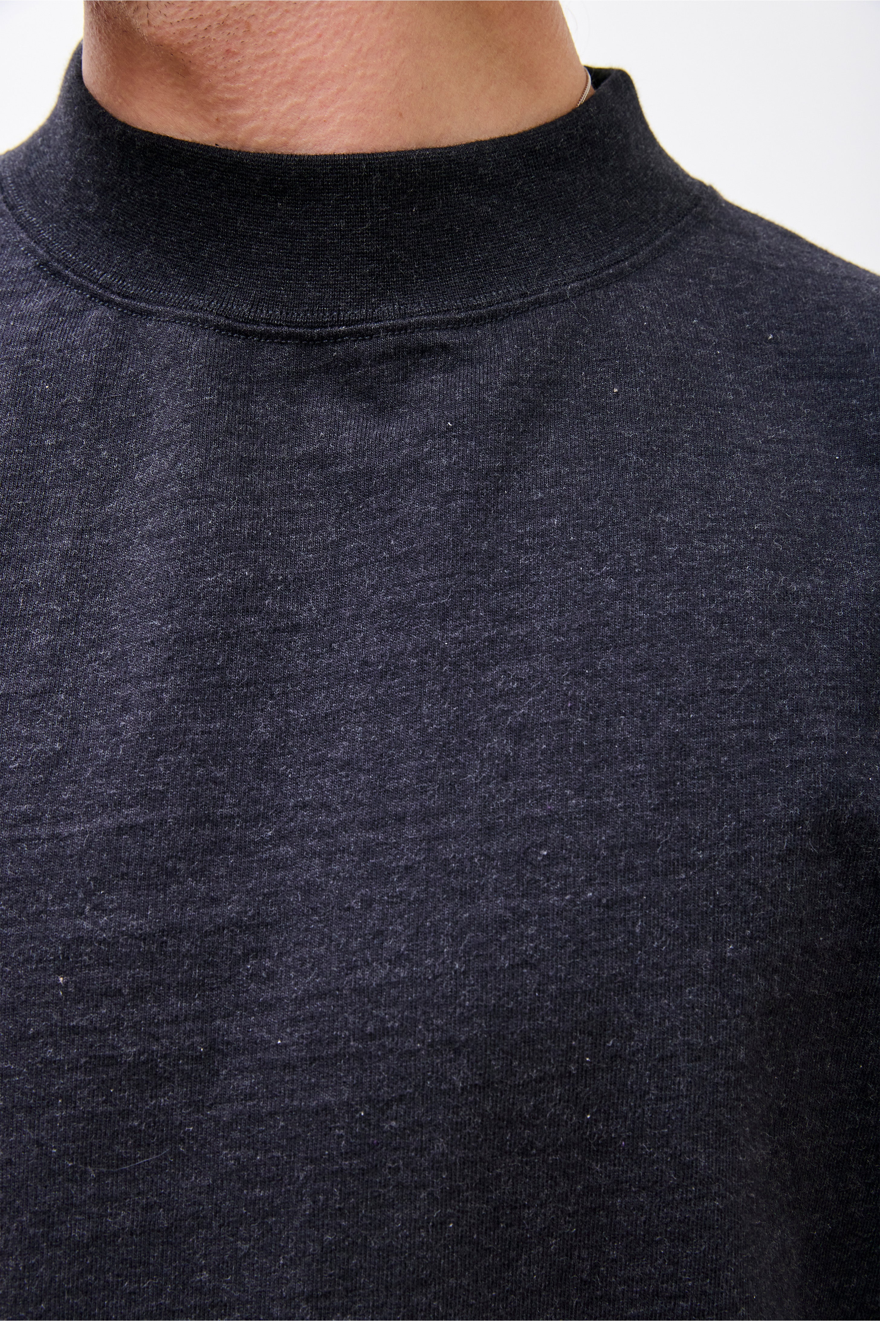 Recycled Cotton Mockneck T-Shirt Black