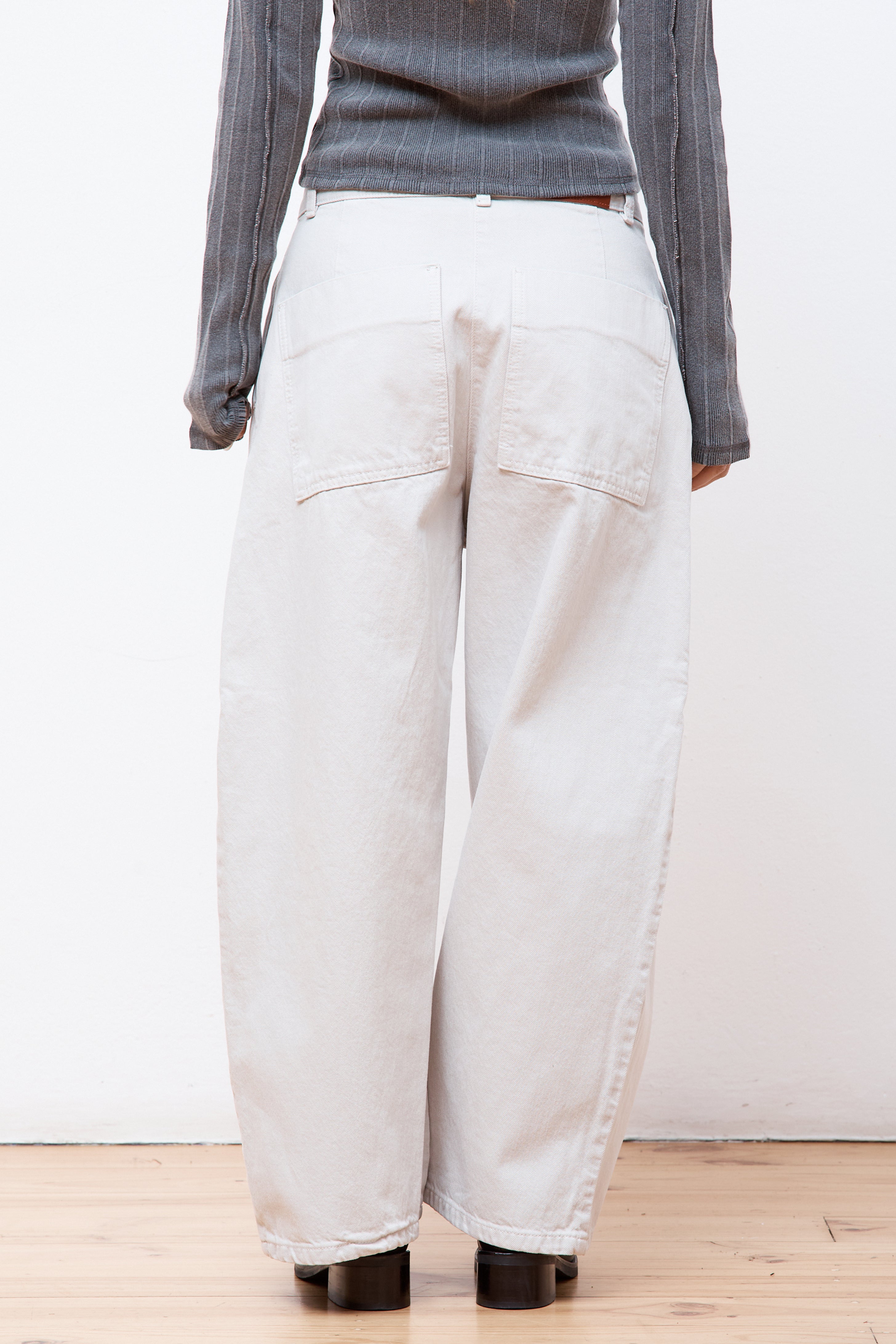 Chalco Pant Bone Grey