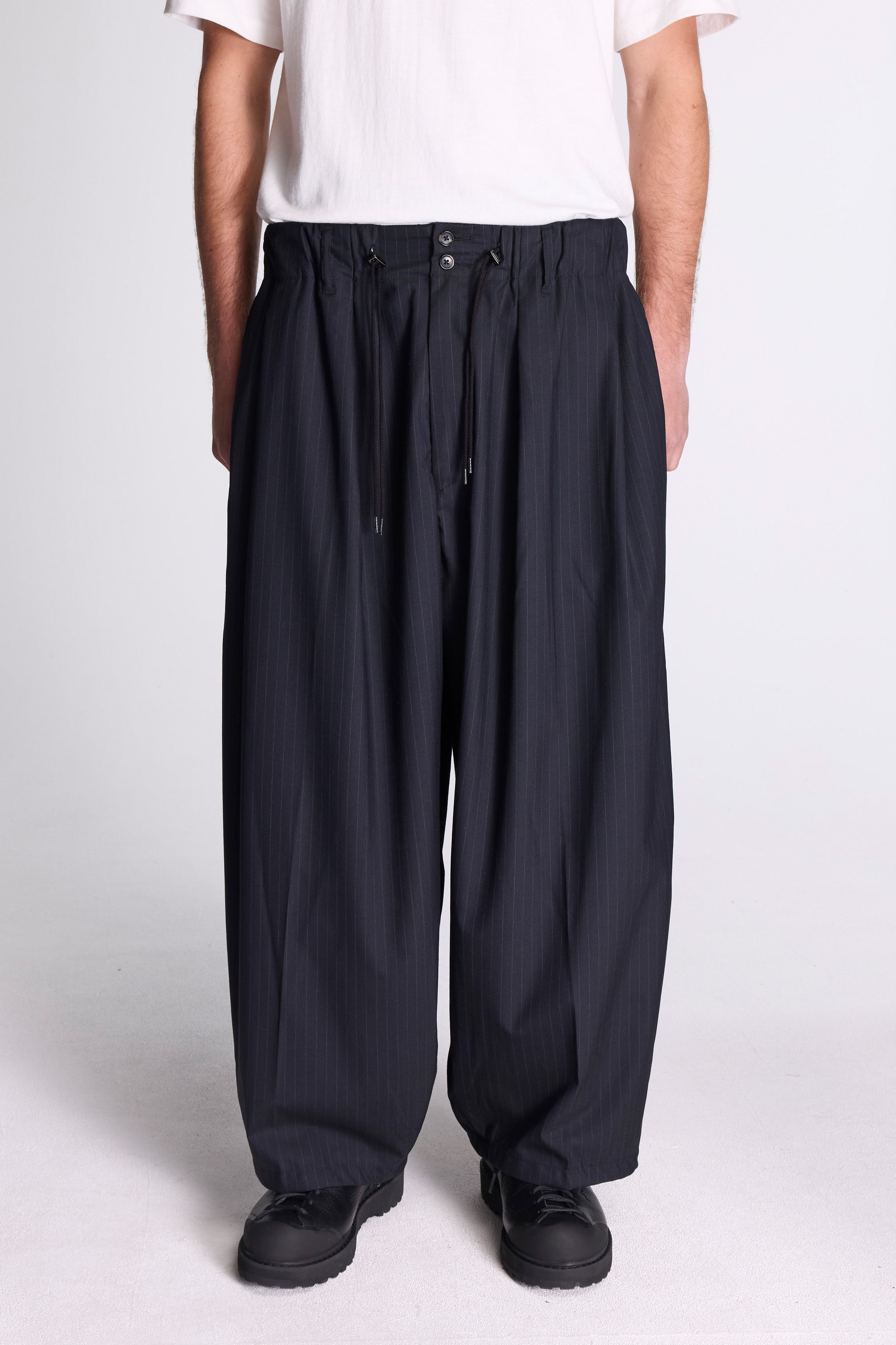 Circular Pants Black Stripe