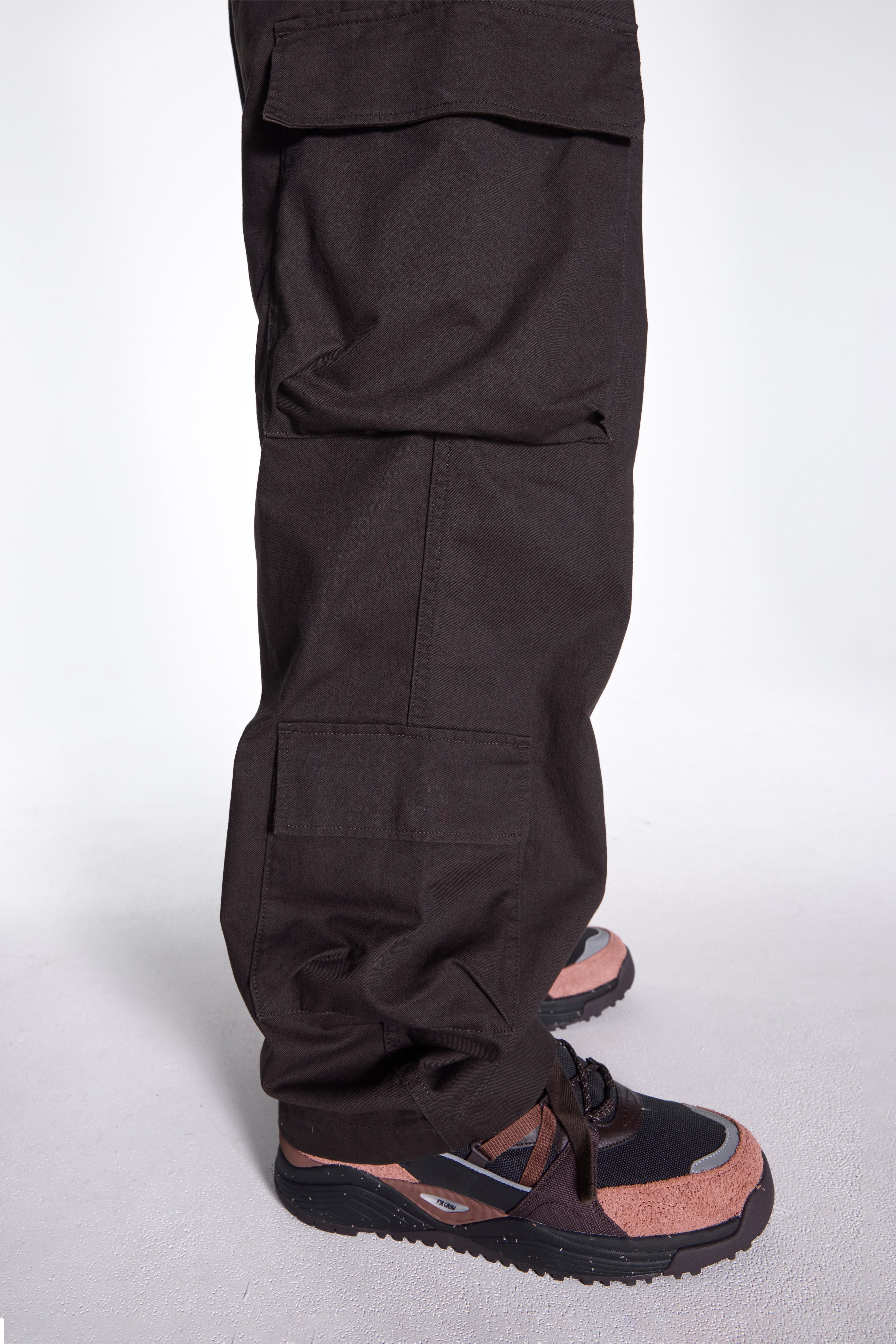 Takibi Chino Cargo Pants Dark Brown