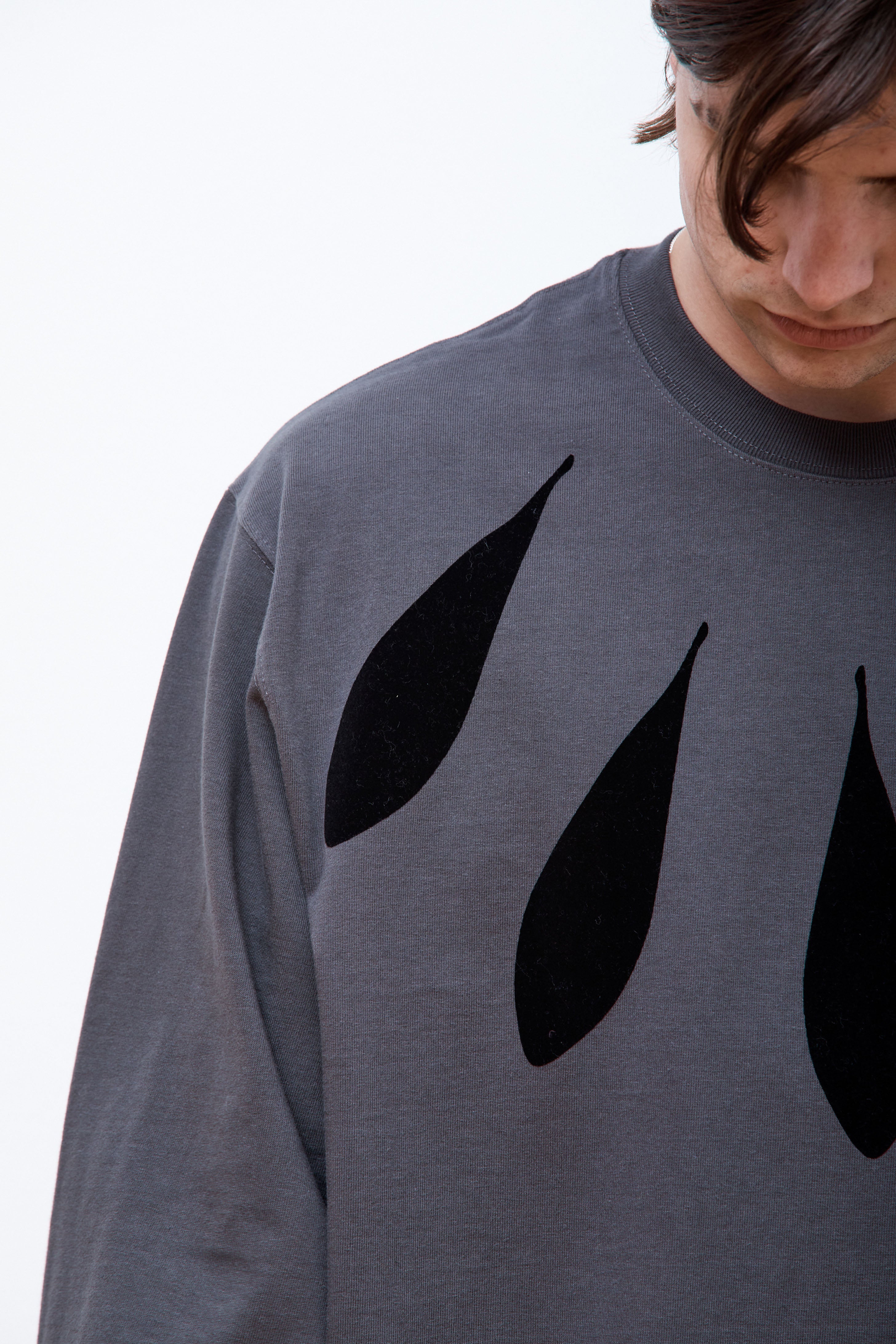 "Jester" Oversized Crew Neck Pullover Washed Black