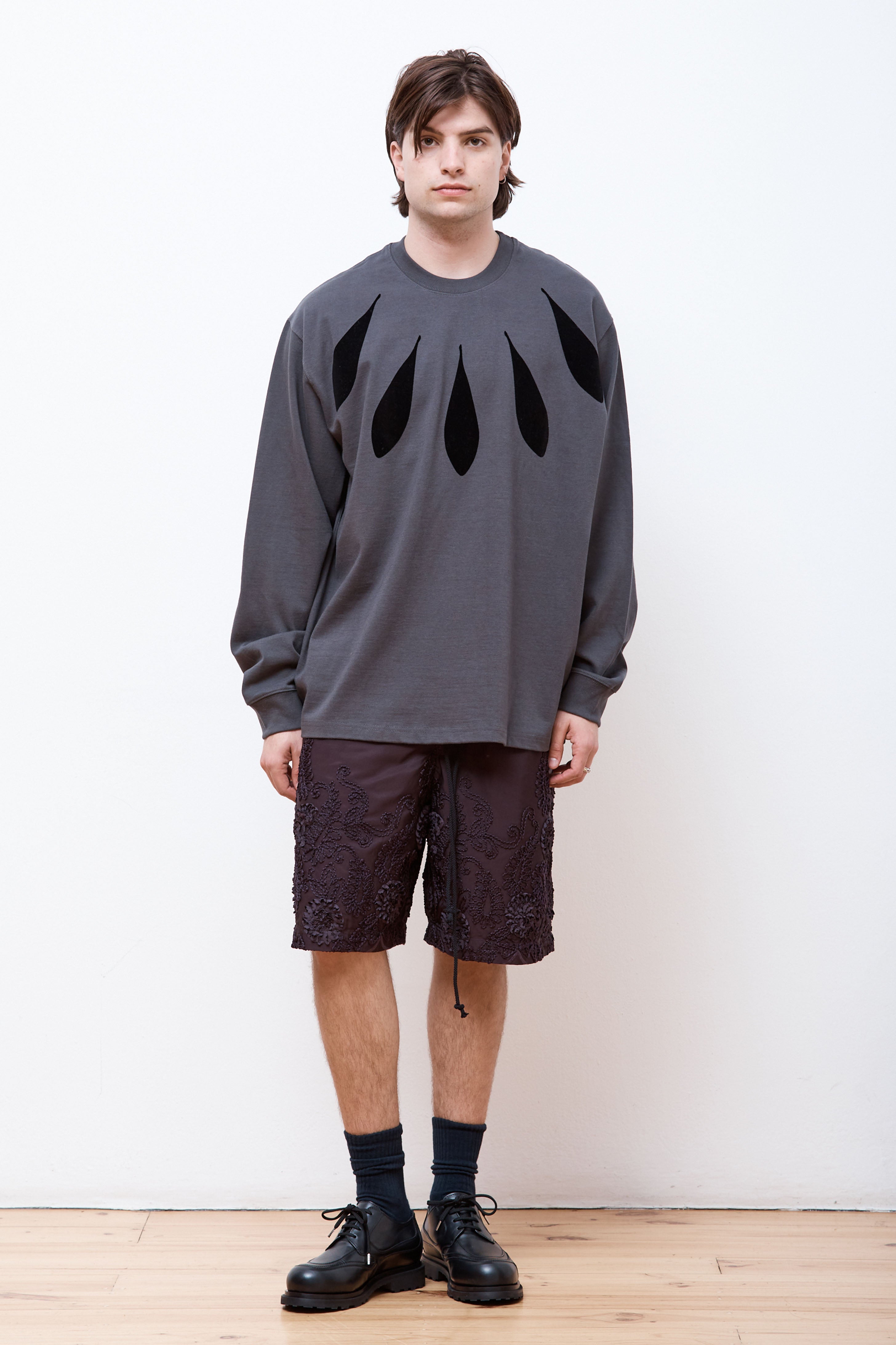 "Jester" Oversized Crew Neck Pullover Washed Black