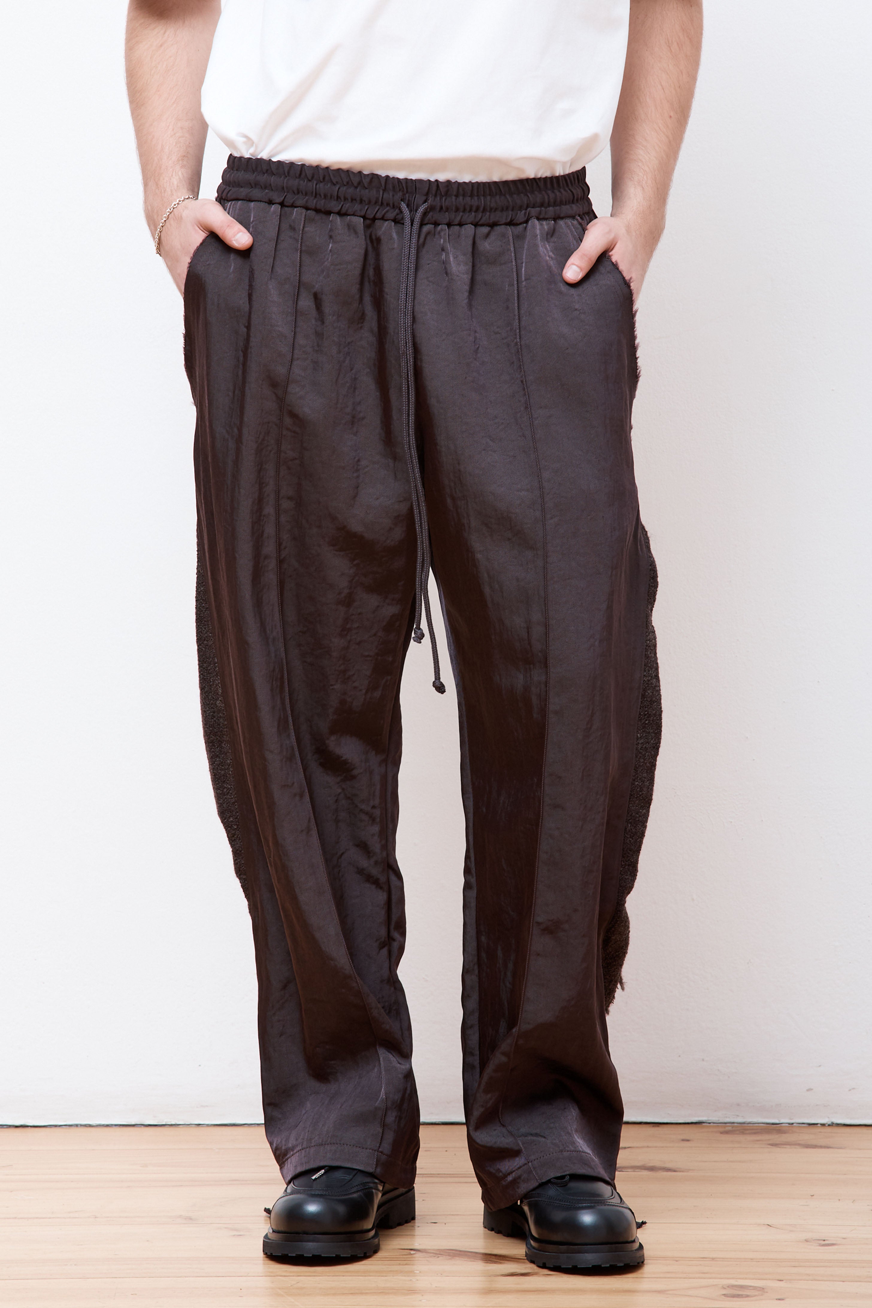 Teardrop Track Pant Brown