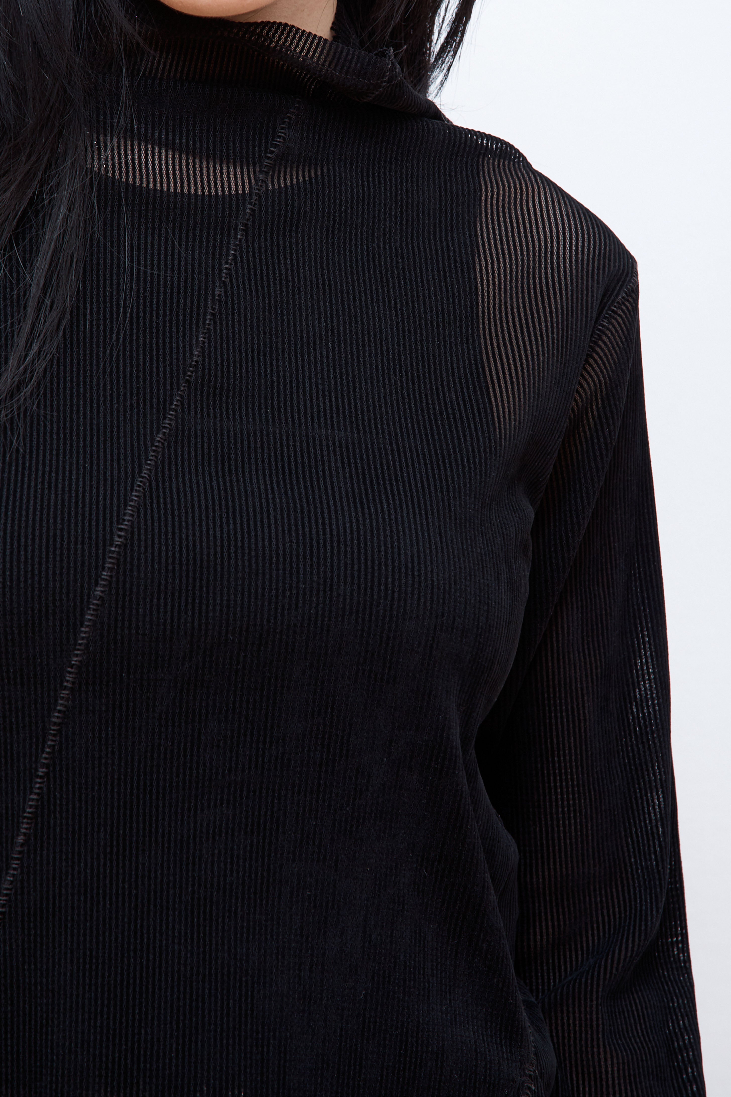 Mock Neck Twisted L/S Black