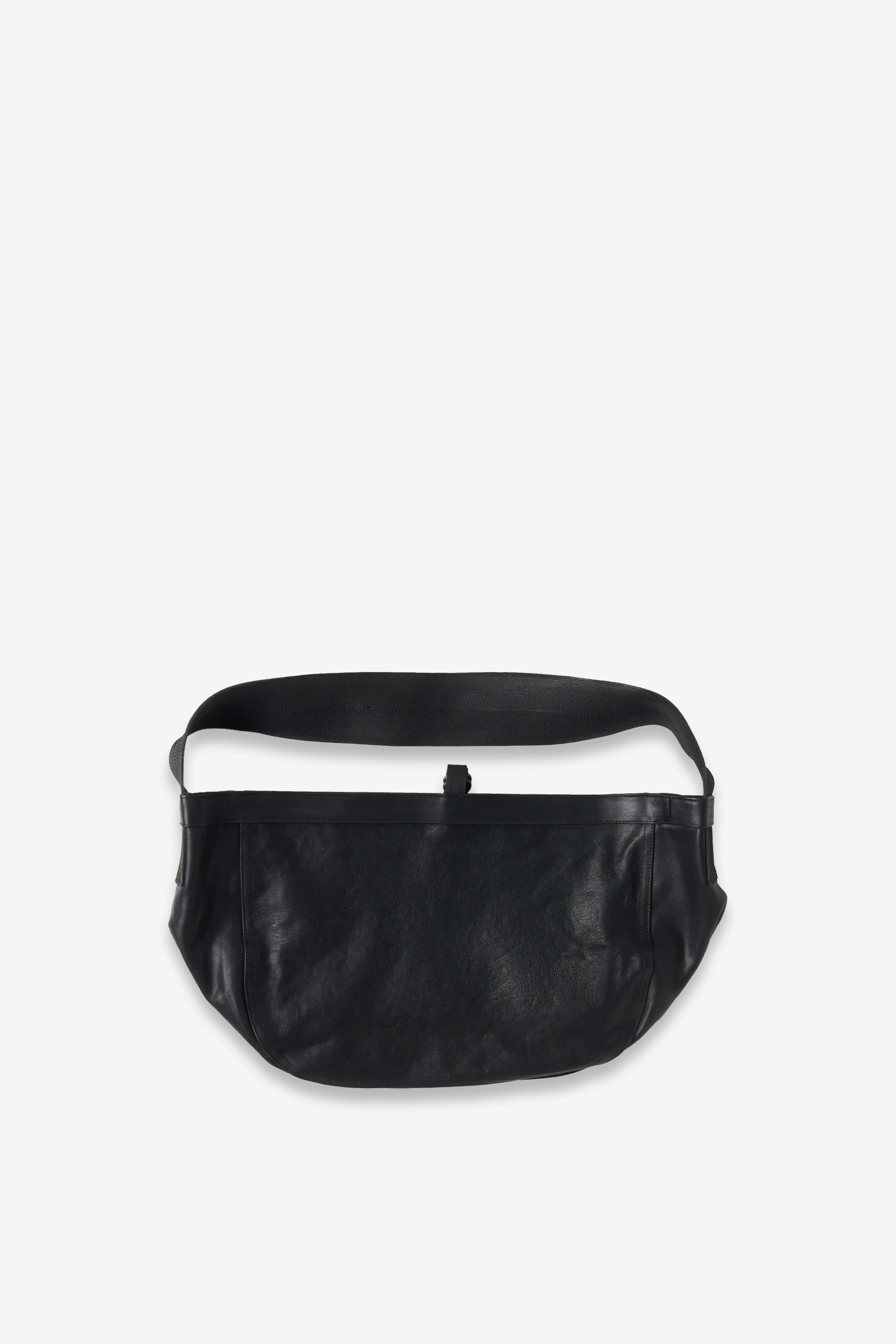 T.T Lot.004 Newsboy Bag Black Leather