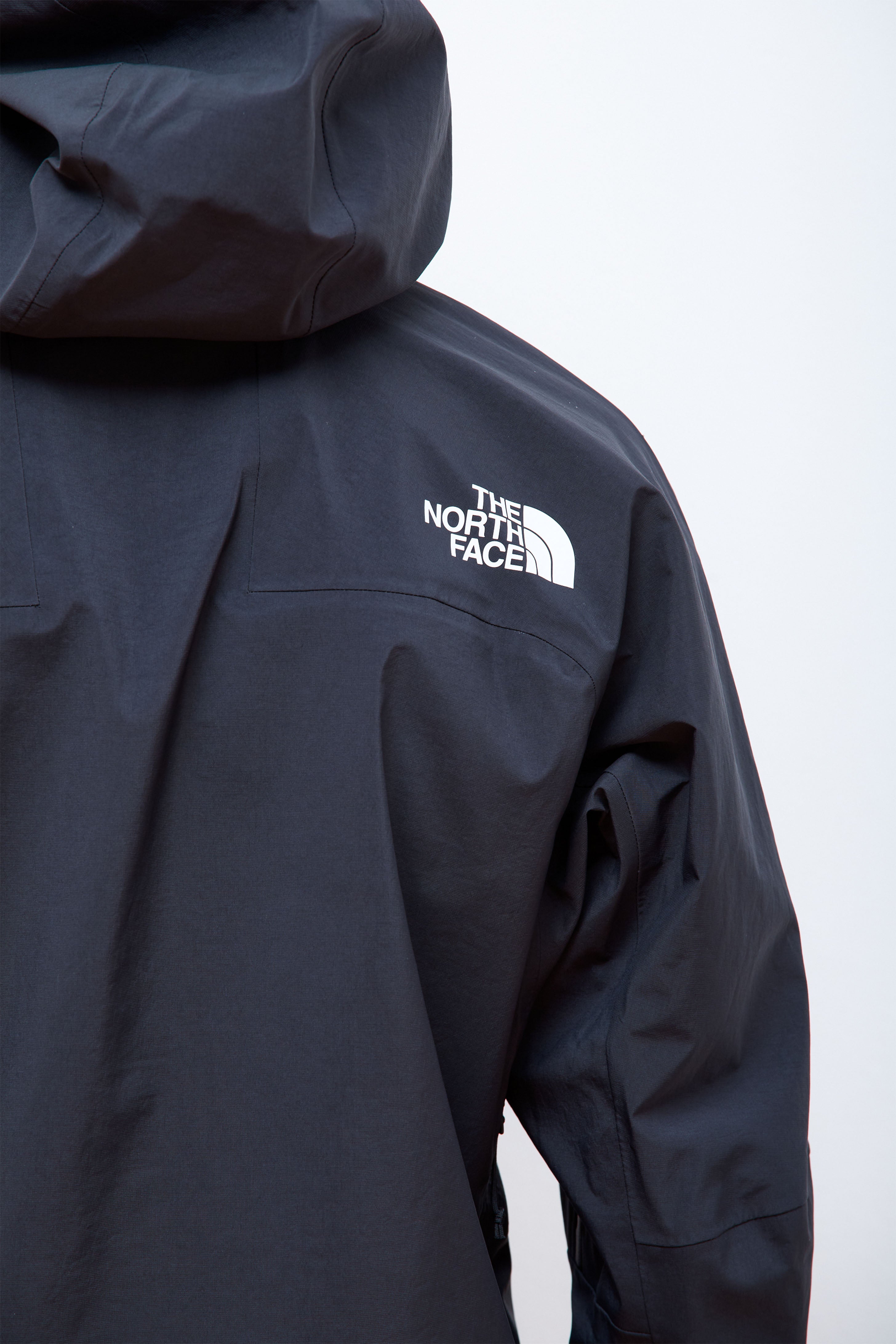 Summit Chamlang Jacket Black