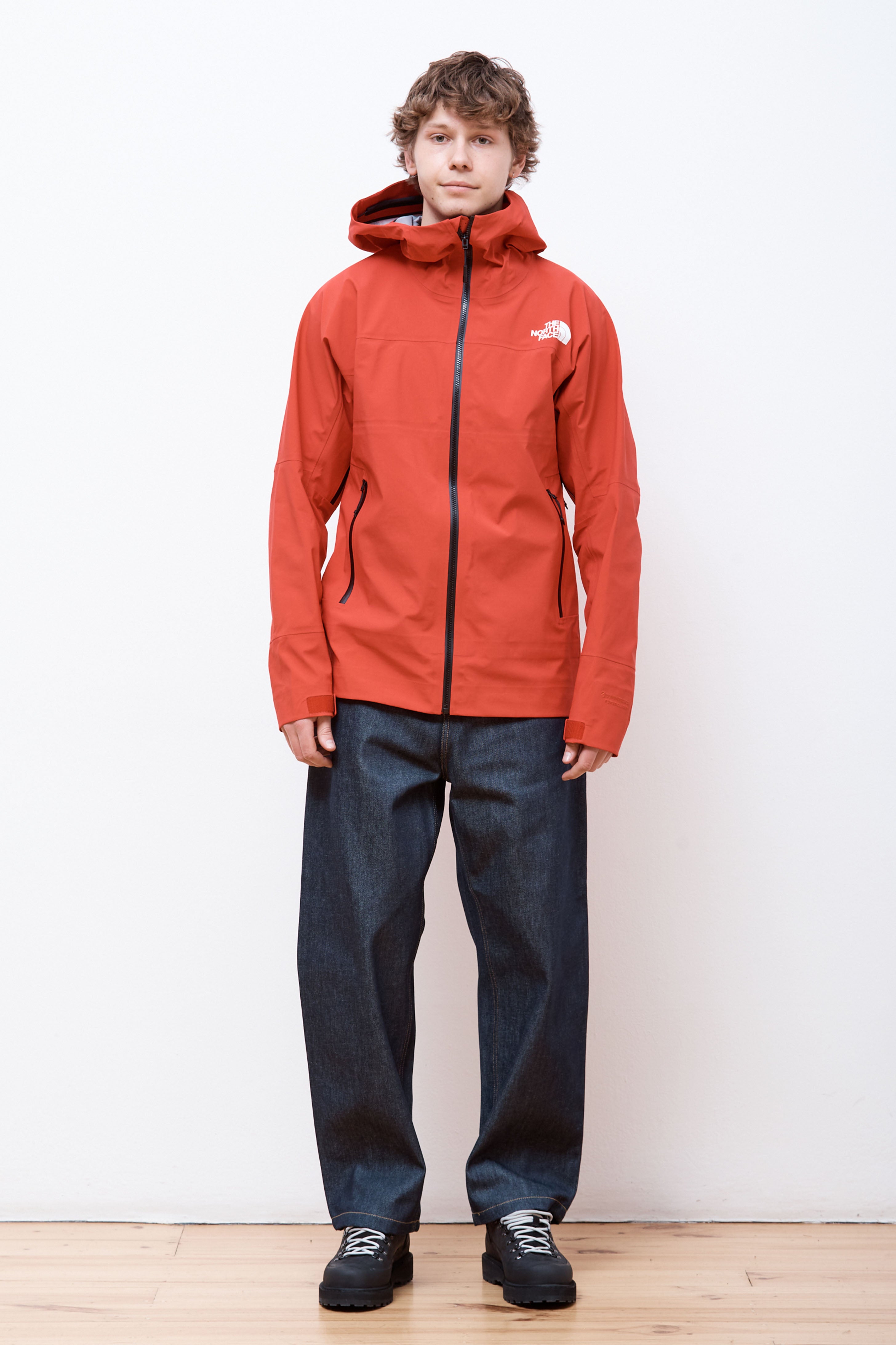 Summit Chamlang Jacket Red