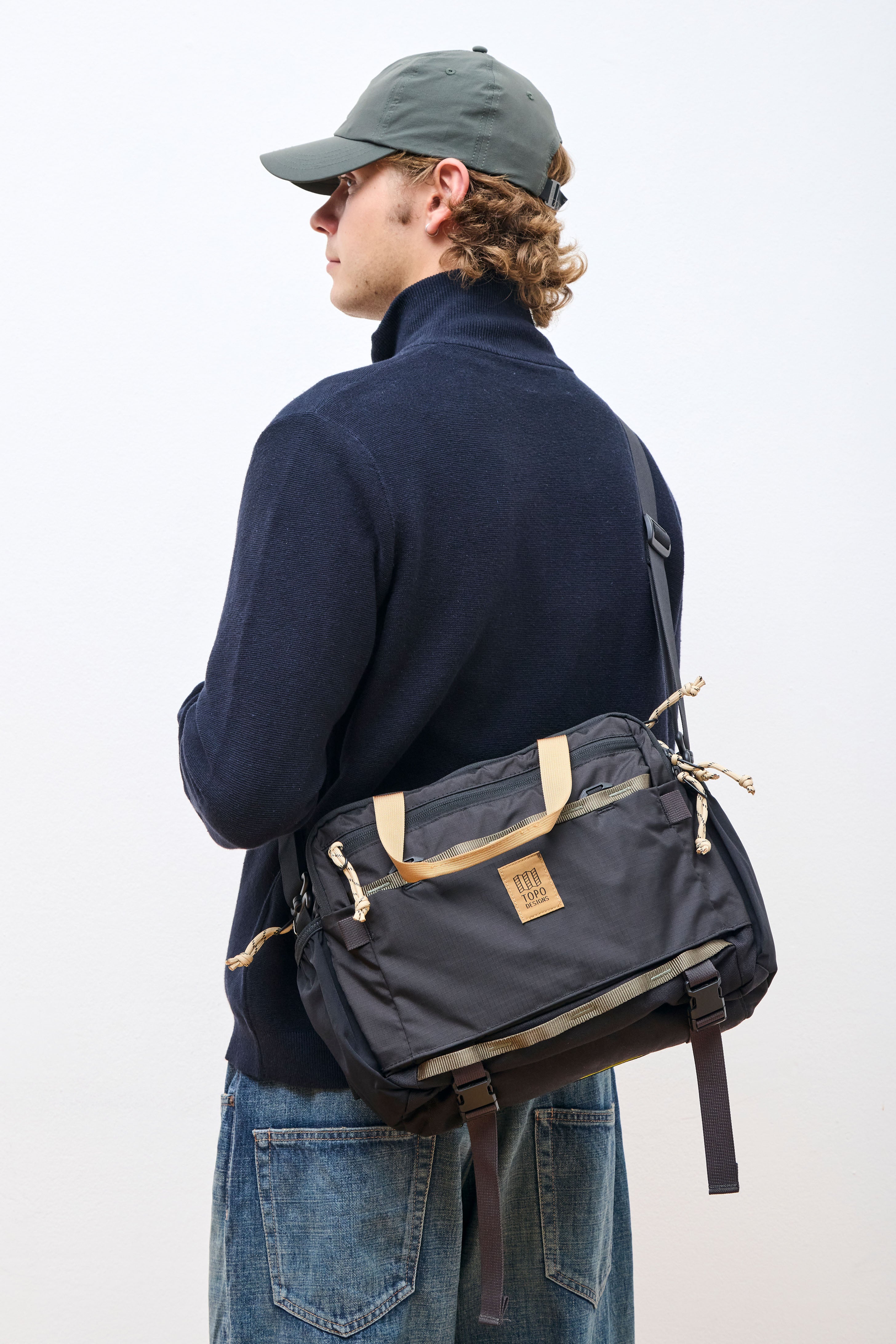 Mountain Cross Bag Black/Neutral