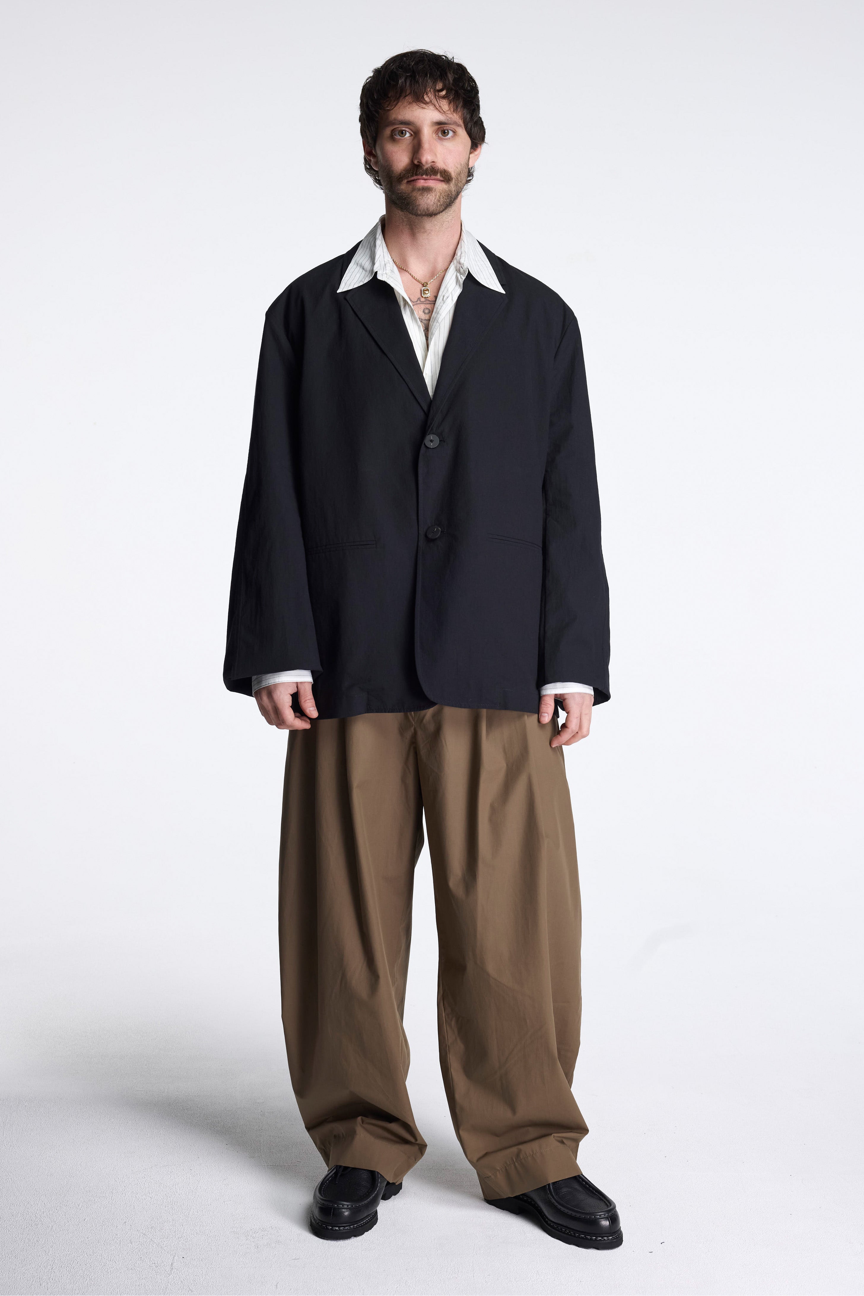Toro Typewriter Jacket Black
