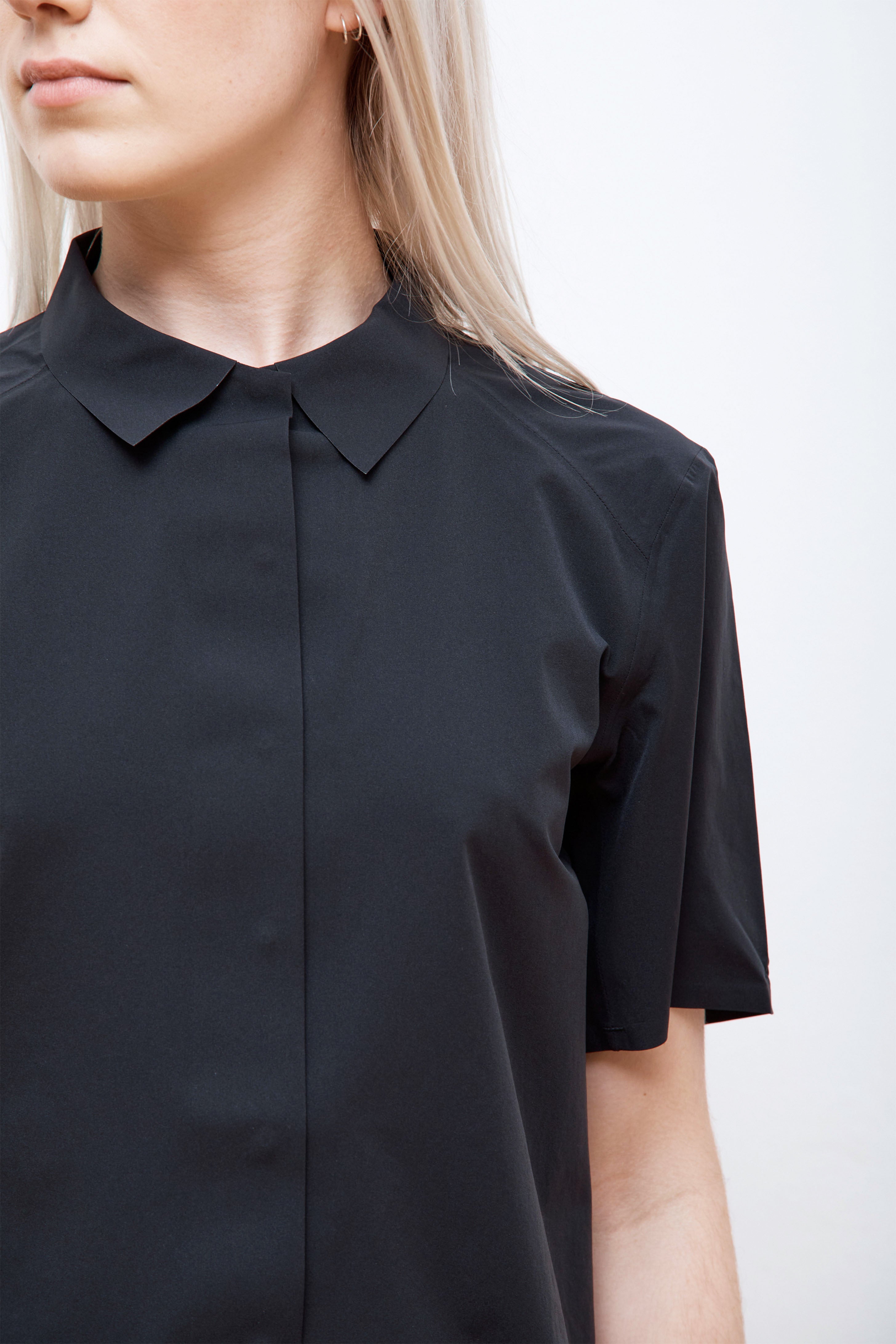 Finial Shirt W Black