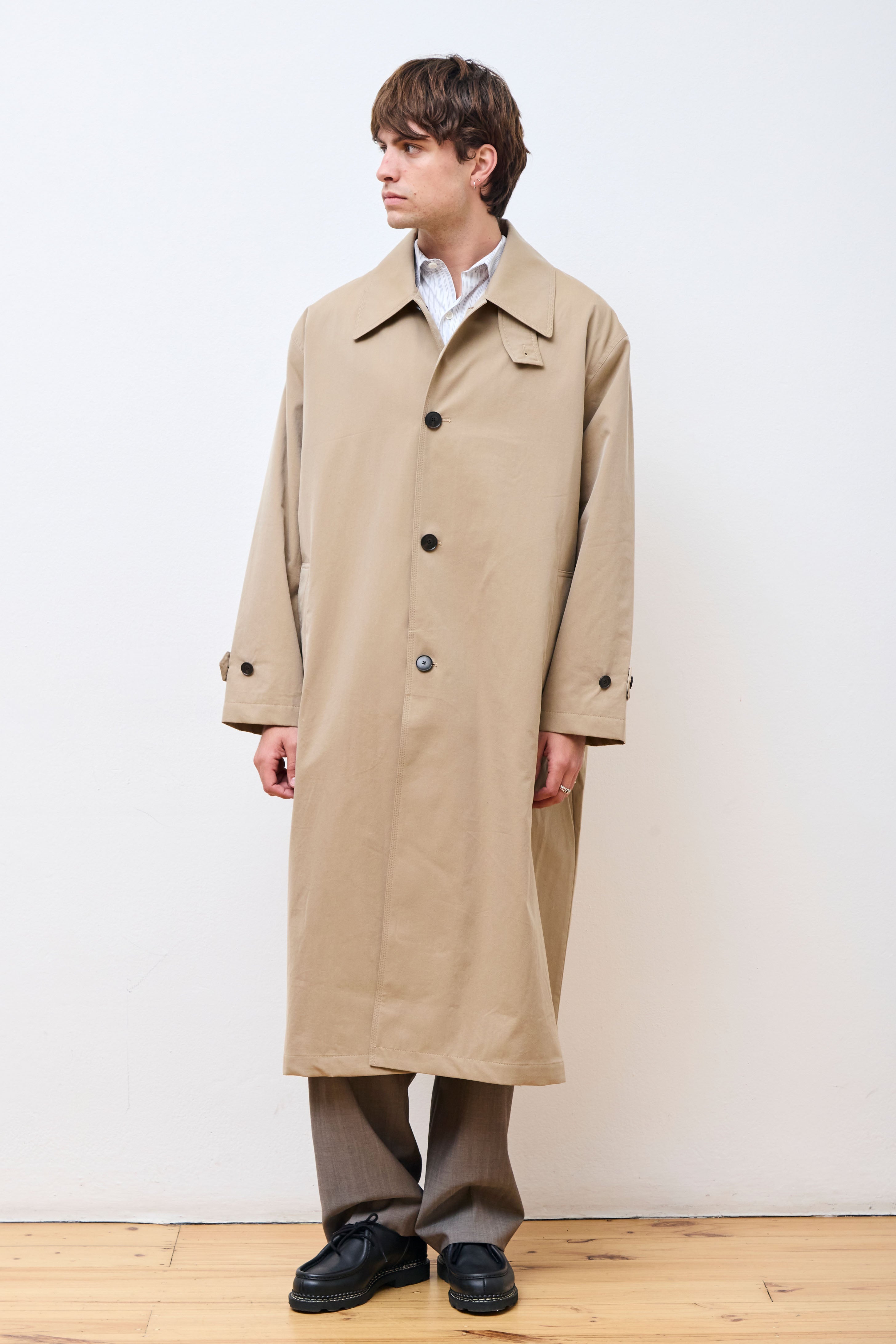 Venture Coat Sand Gabardine