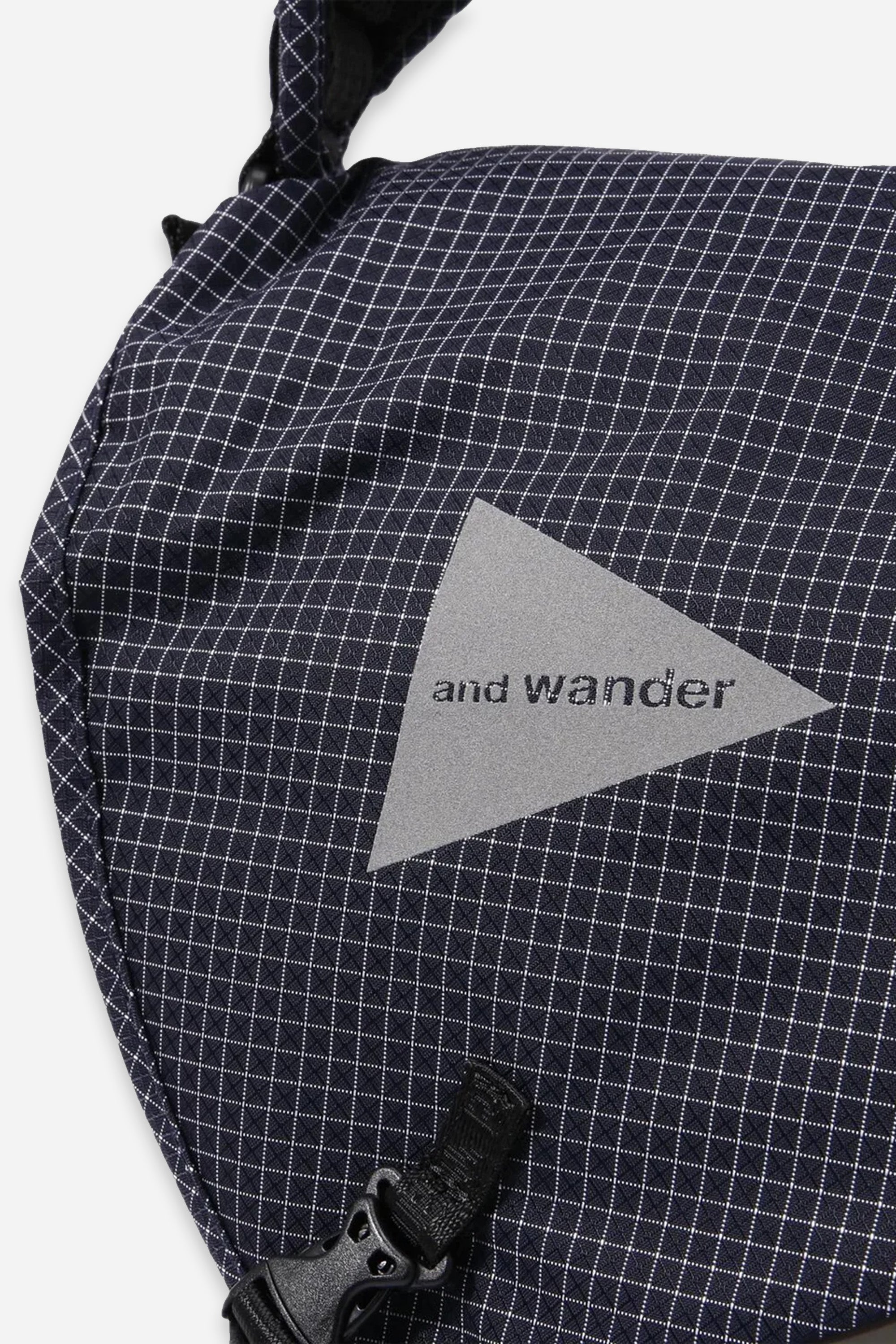 and Wander Ocean Rip Messenger Bag Gray | HAVN