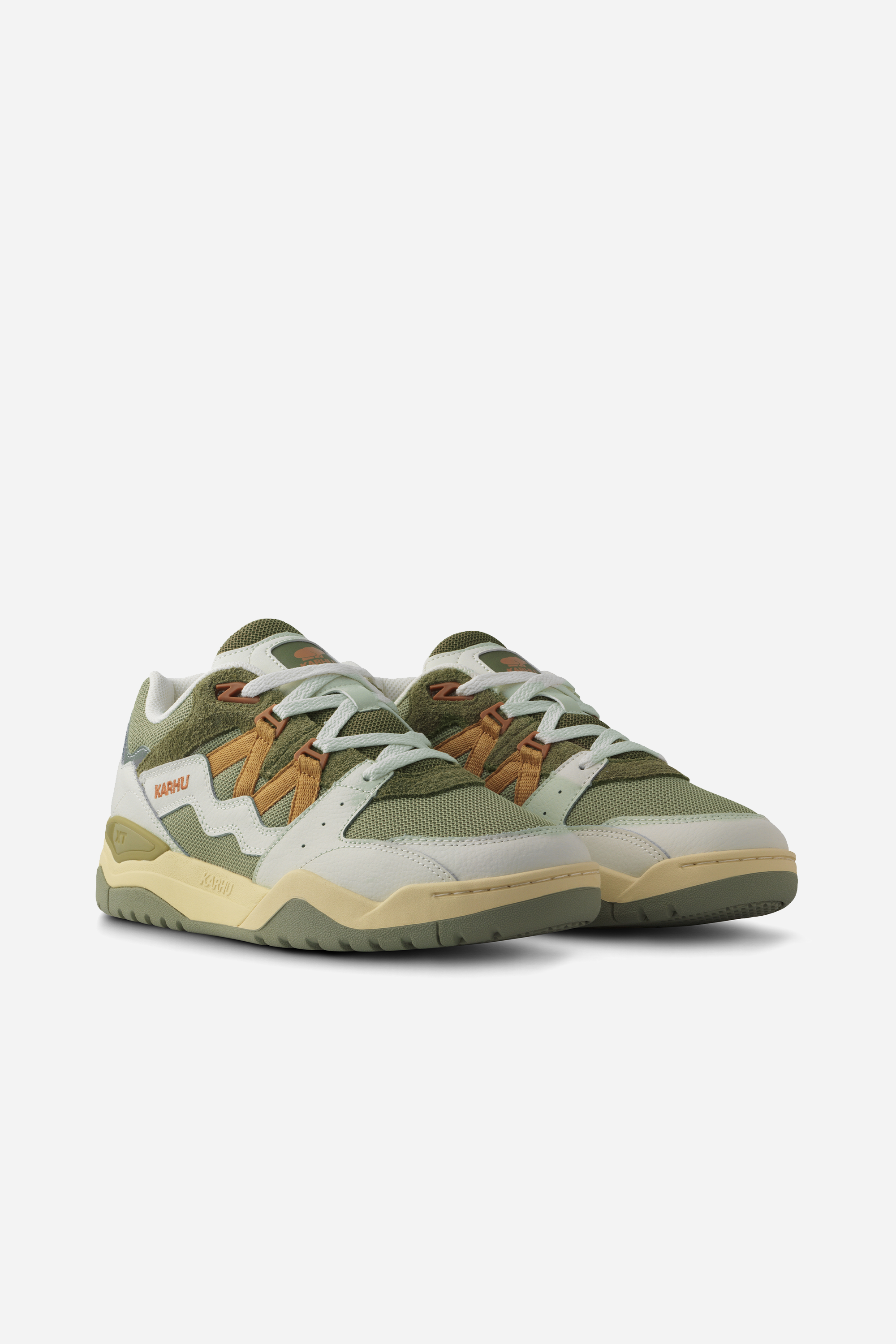 Fusion XT Icicle/Oak Buff