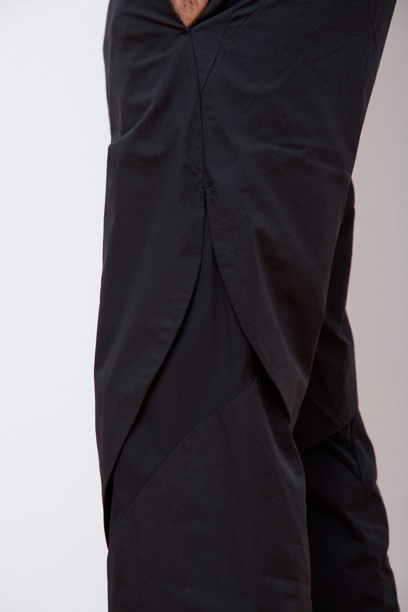 6.0 Technical Pants Center Black