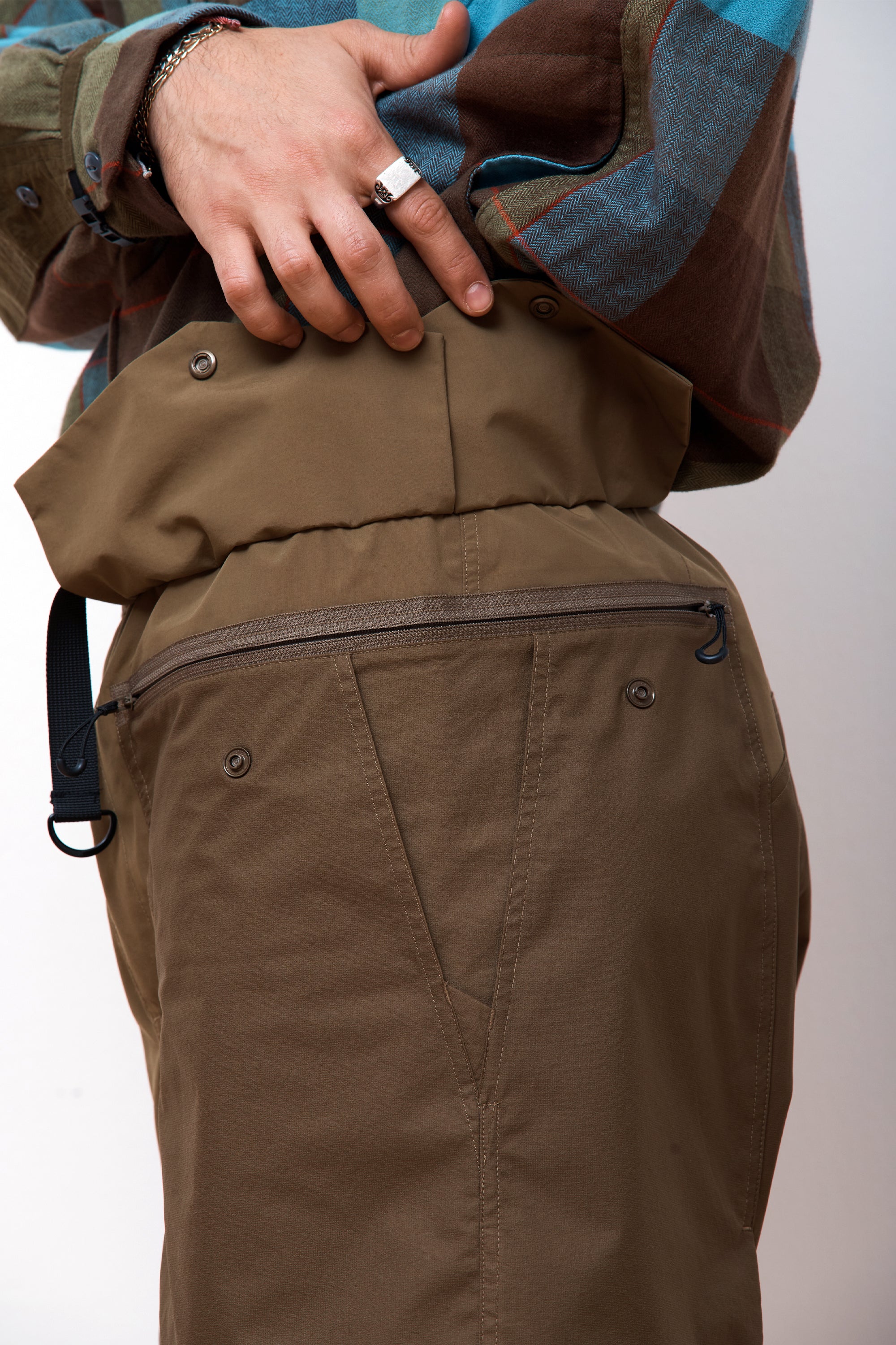 Apron-Pocket Pants Coyote