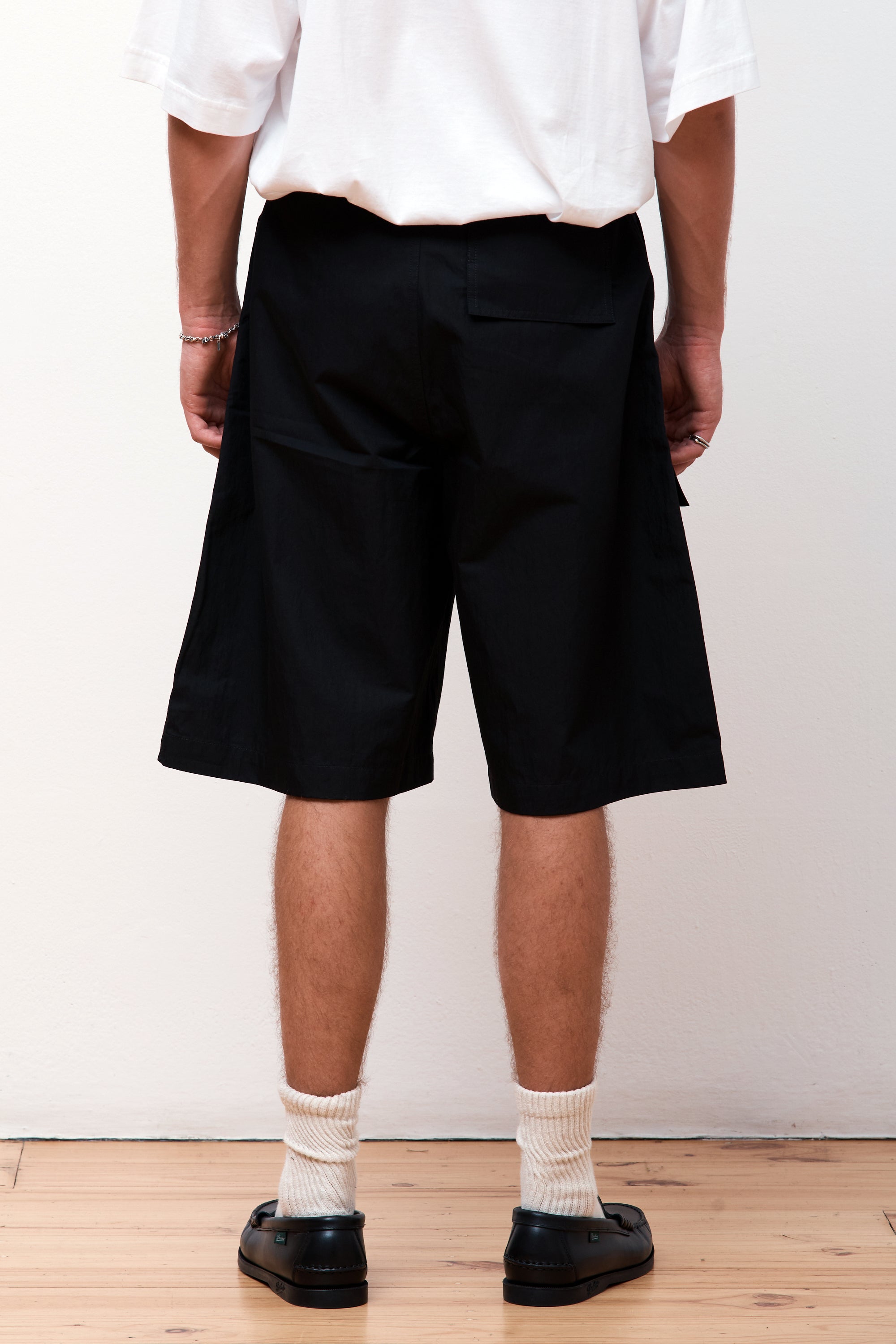 Tiller Patch Pocket Short Black