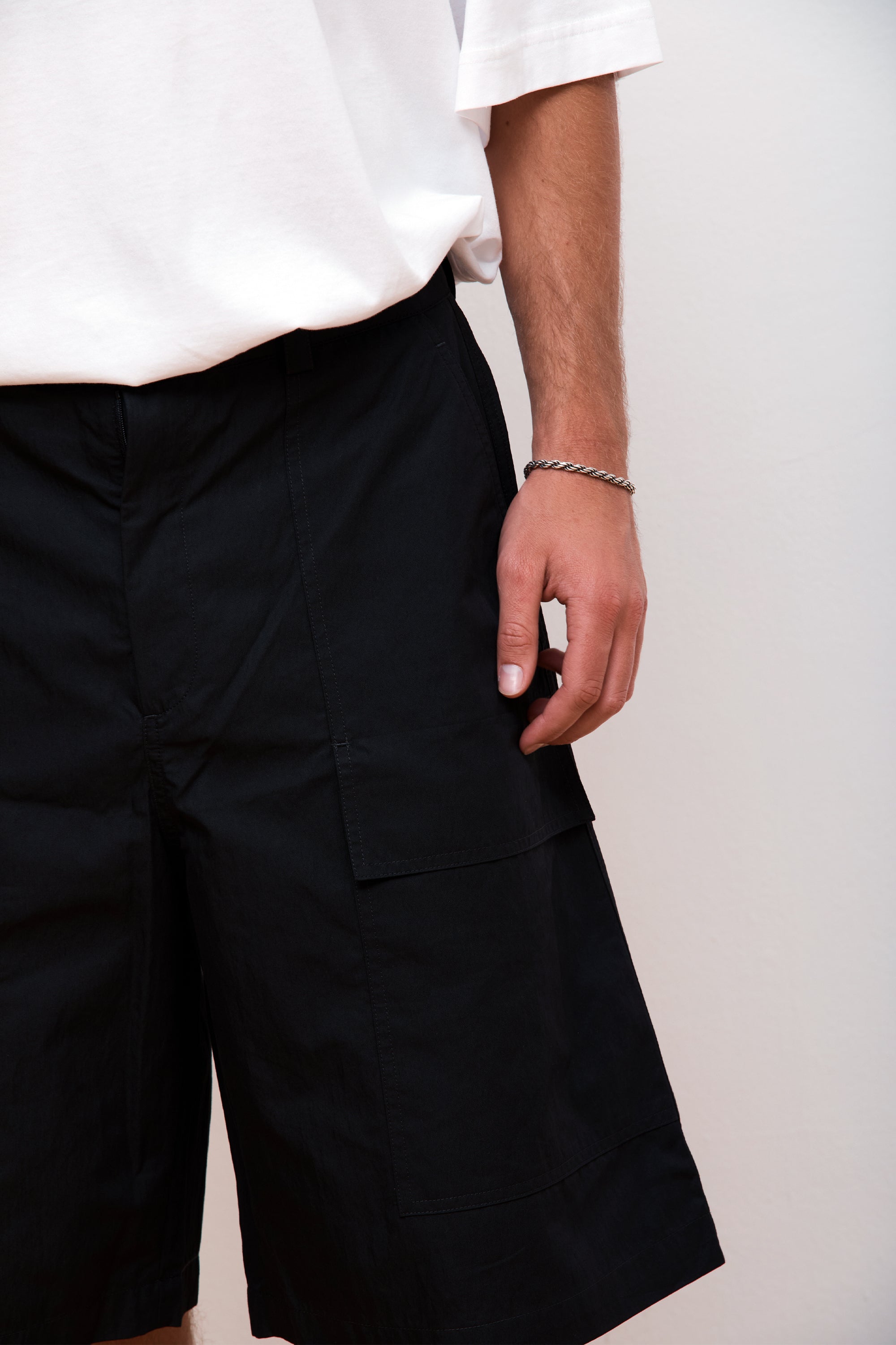 Tiller Patch Pocket Short Black