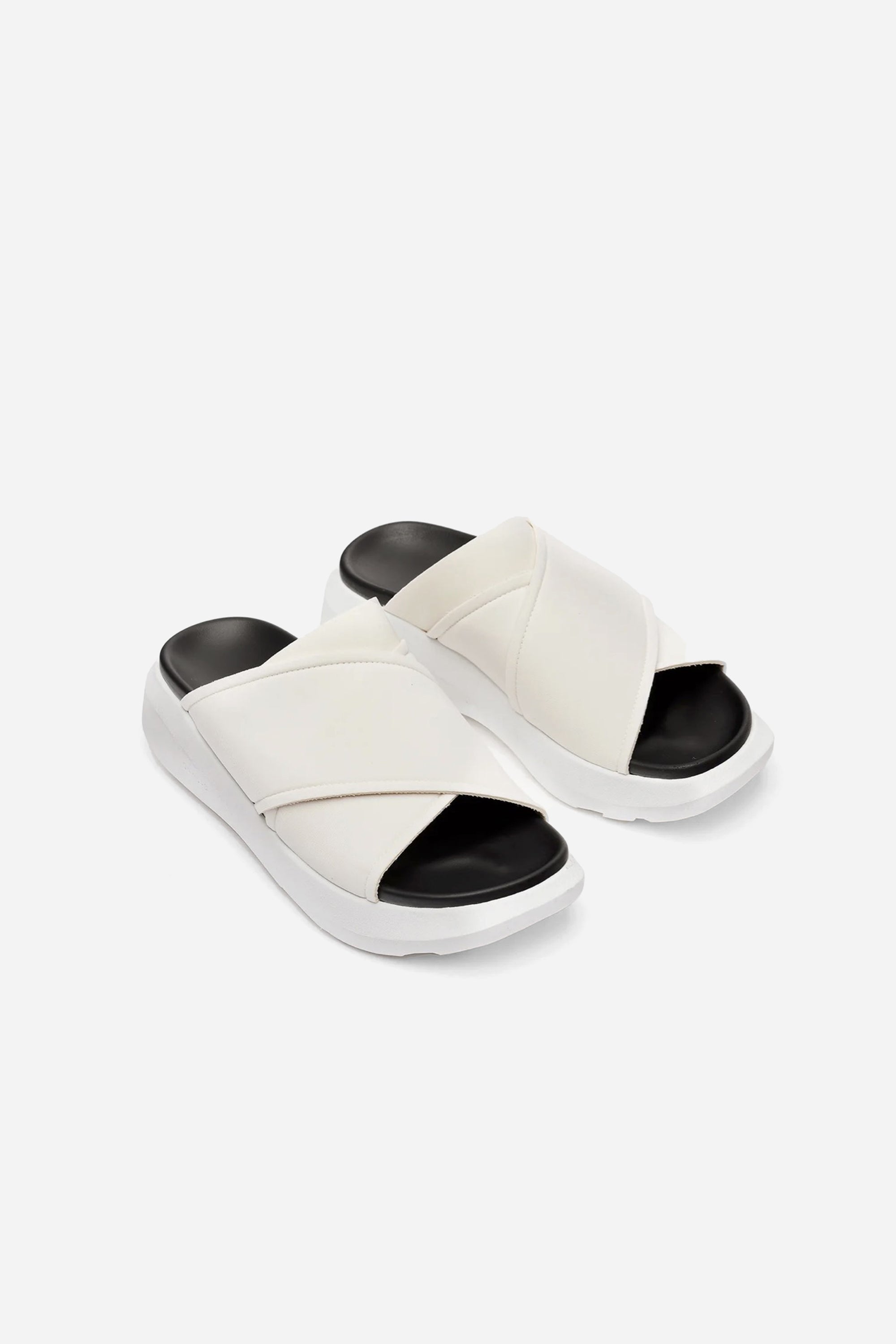 Kris Slide White