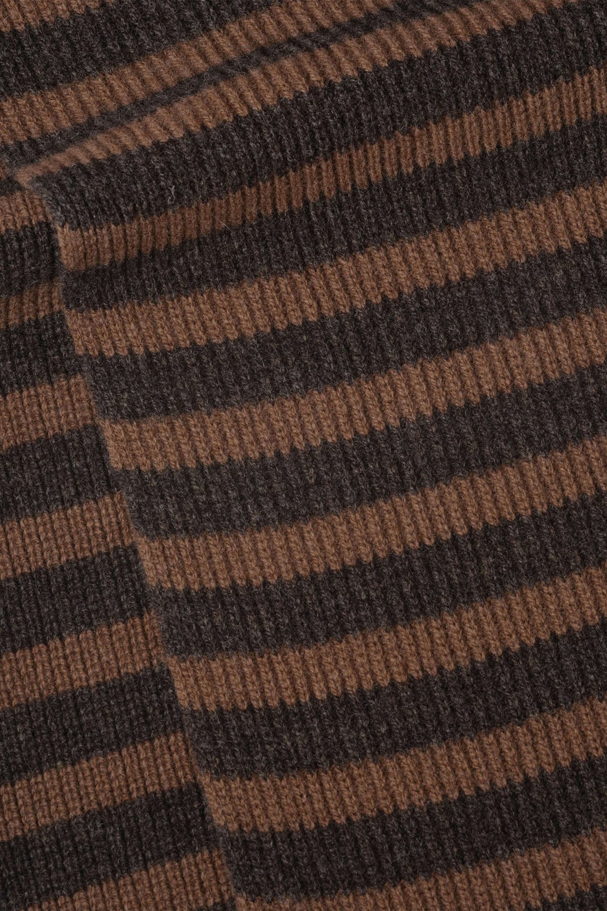 MHL Textured Stripe Scarf Cocoa/Conker
