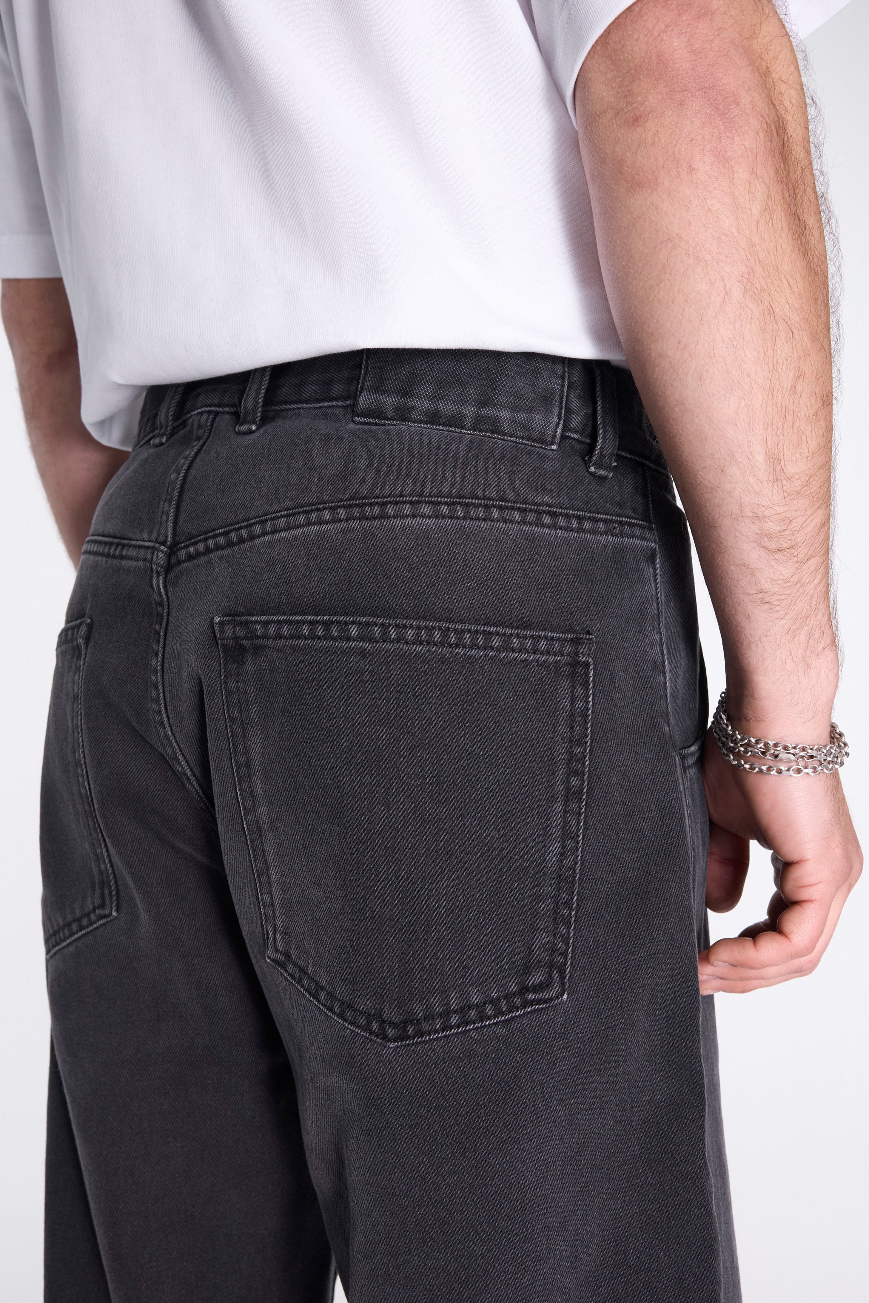 Straight Cut Jeans Faded Black